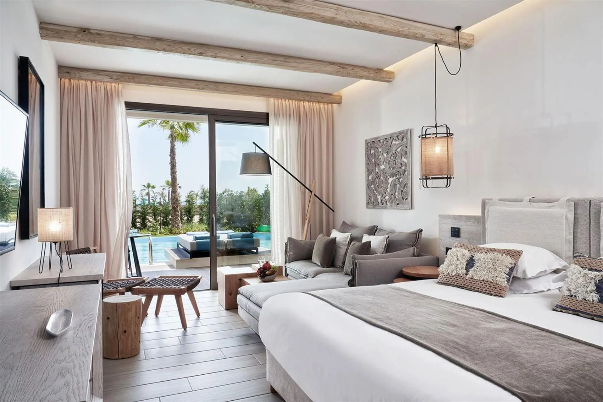 Photo of the whole room, Bed in Mare Ayia Napa