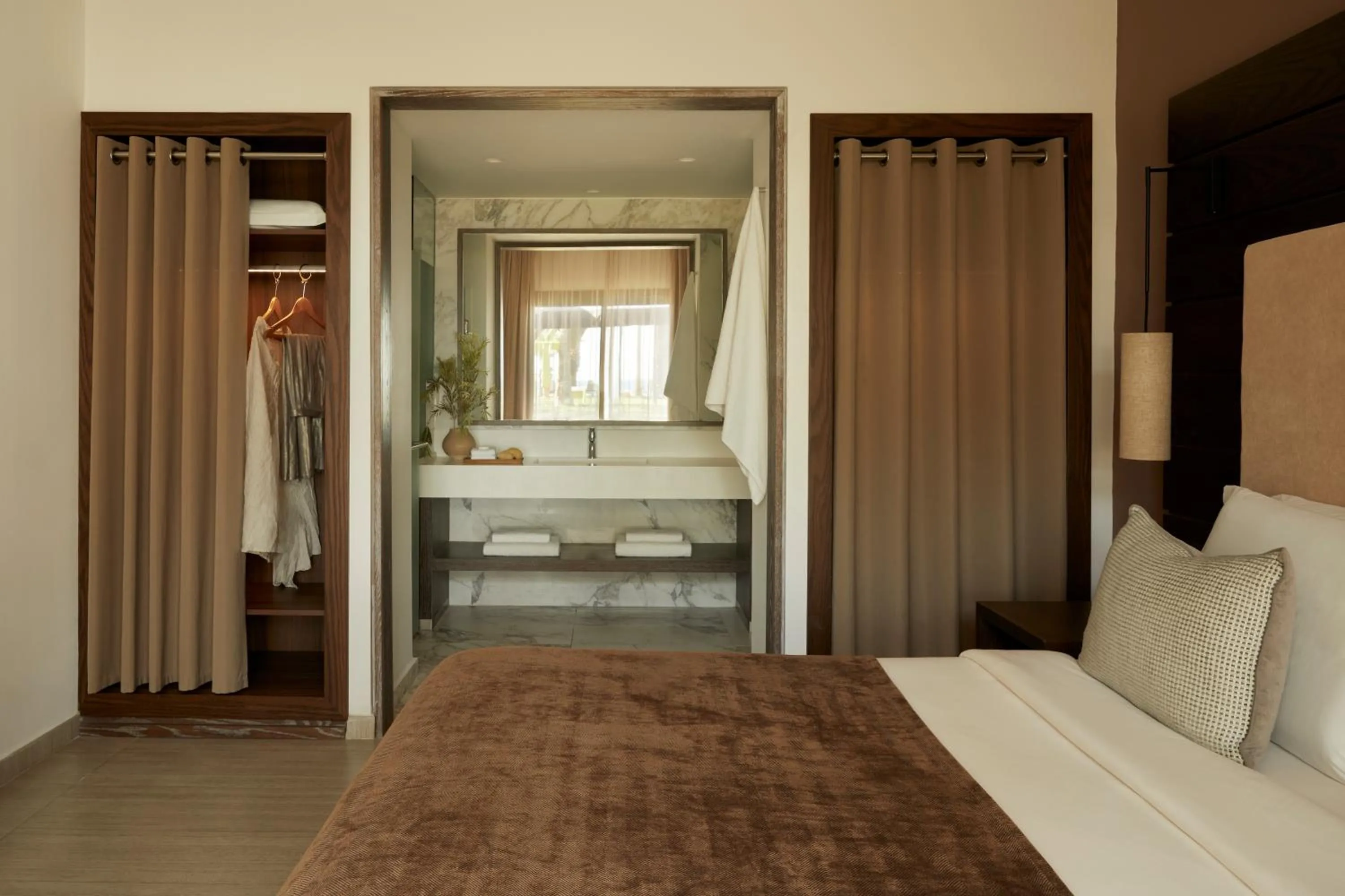 Bedroom, Bed in Mare Ayia Napa