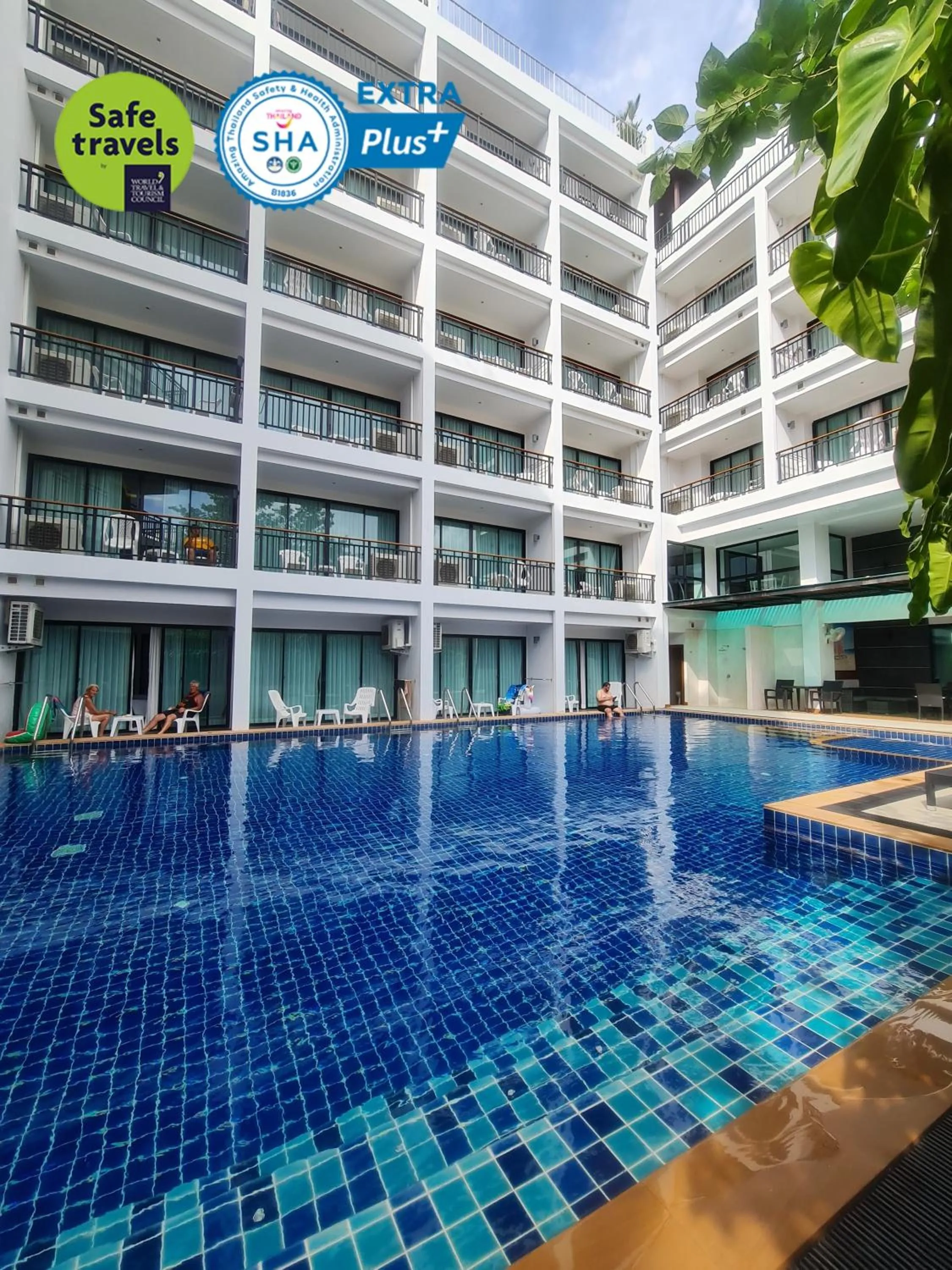 Property building in Paripas Patong Resort