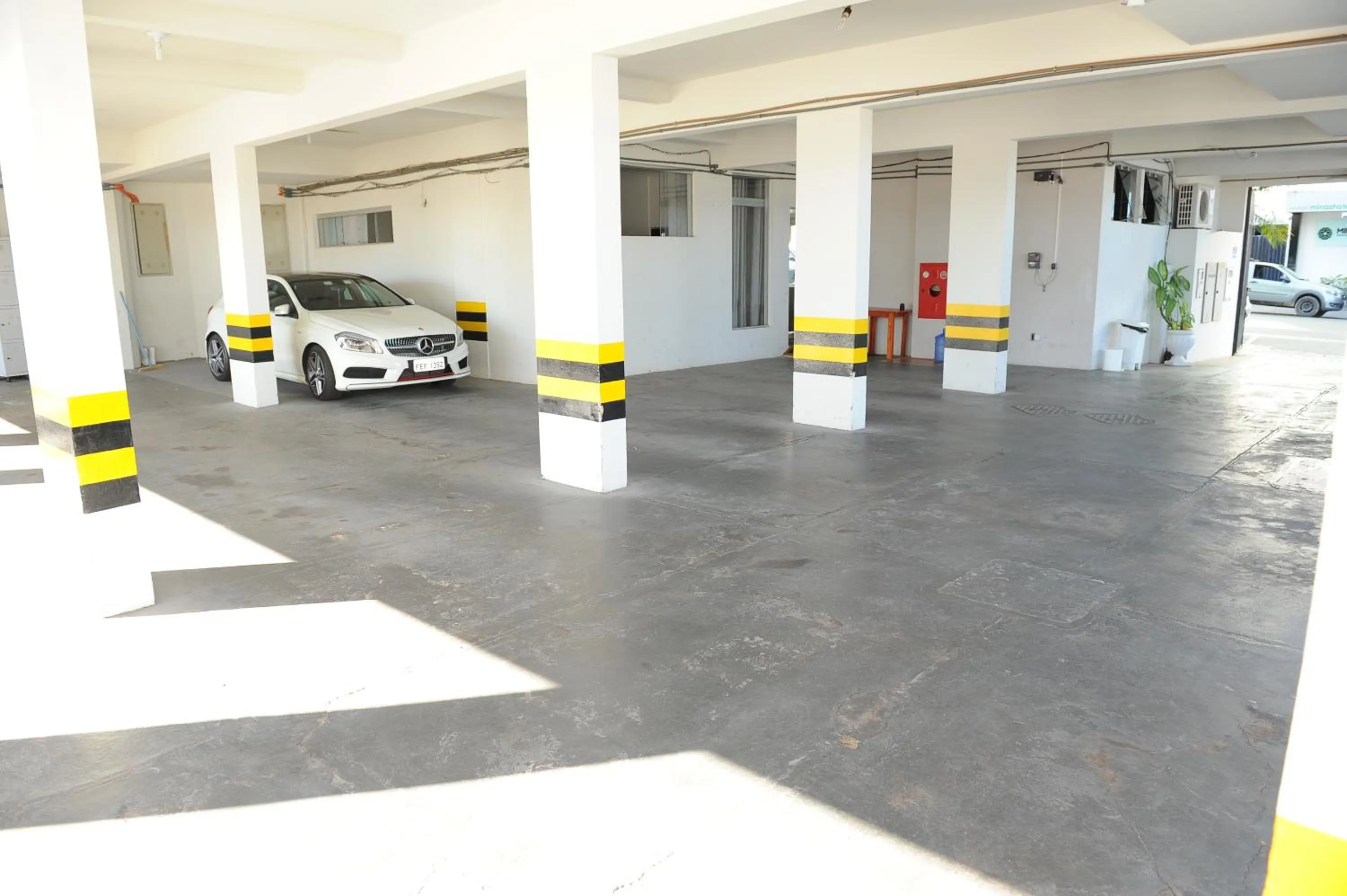 Parking in Ouro Cerrado Palace Hotel