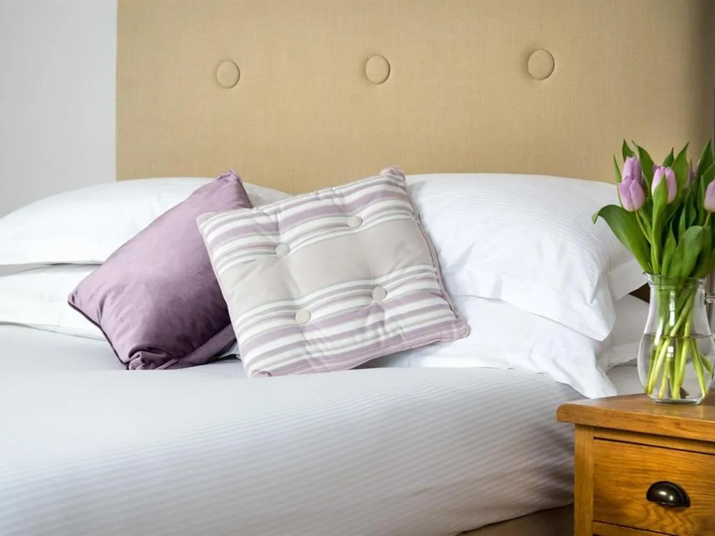 Bedroom in Parkside Hotel