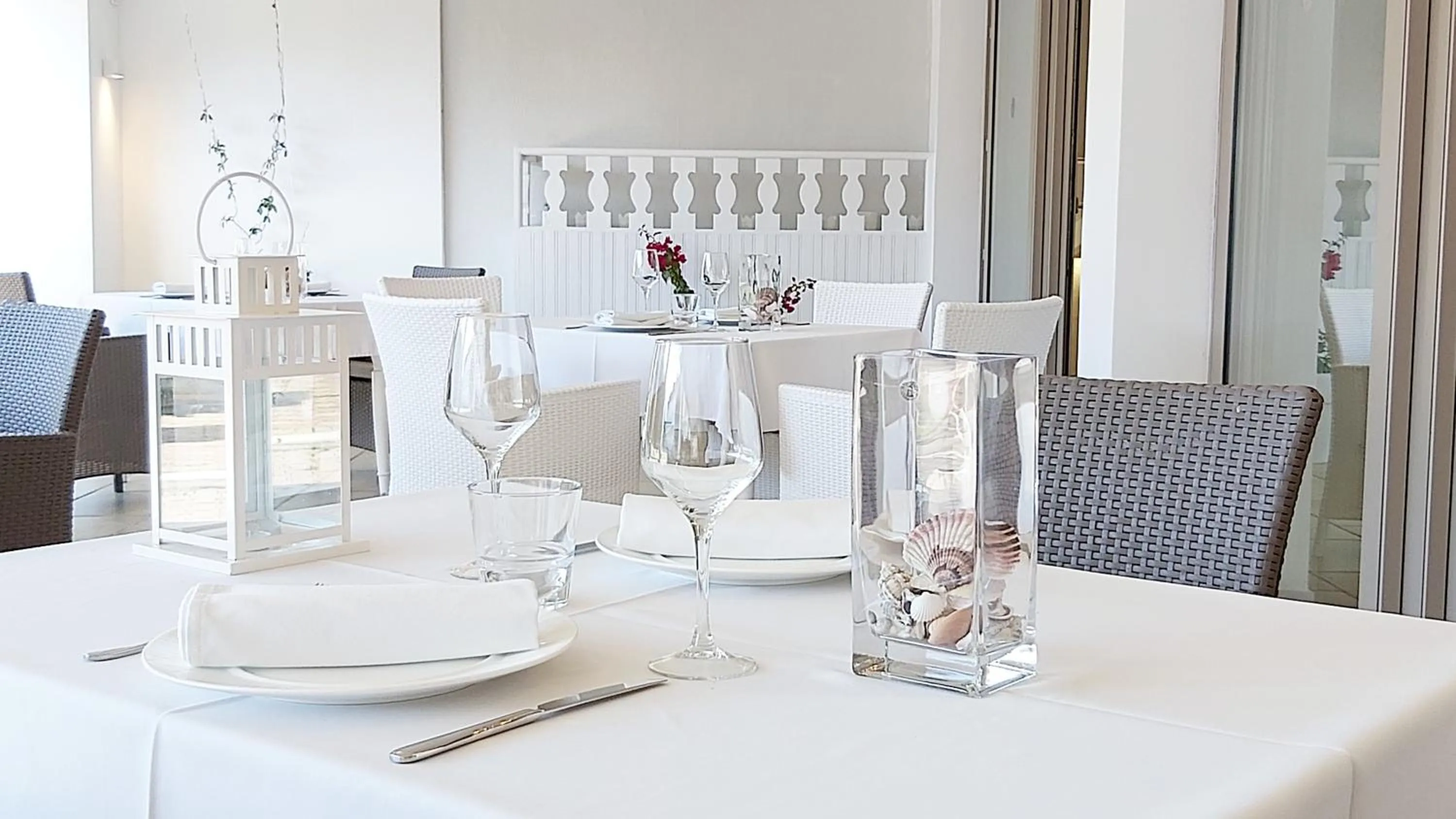 Dining area in Akrogiali Exclusive Hotel (Adults Only)