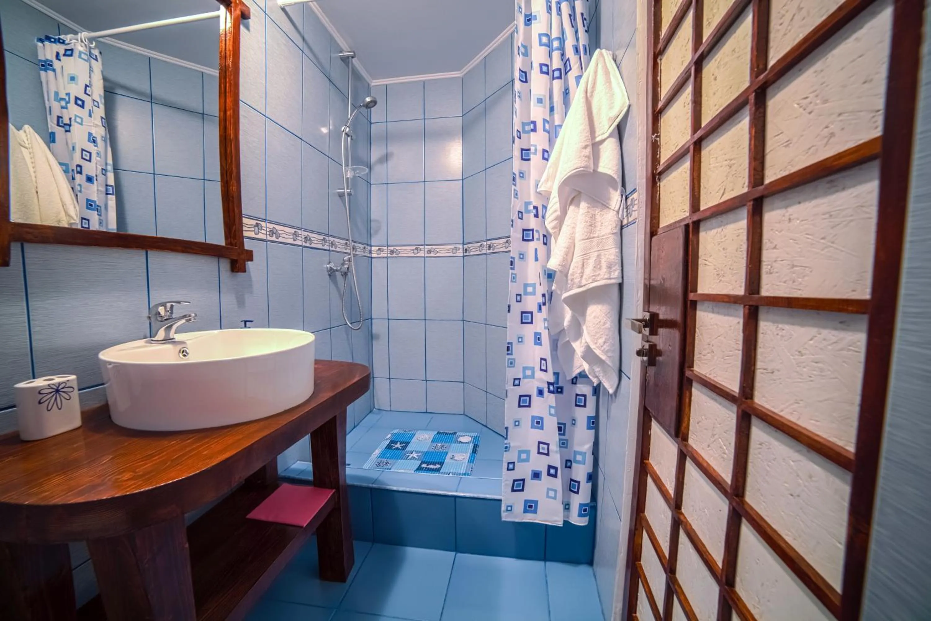 Shower in Casa Lily - Japanese Retreat