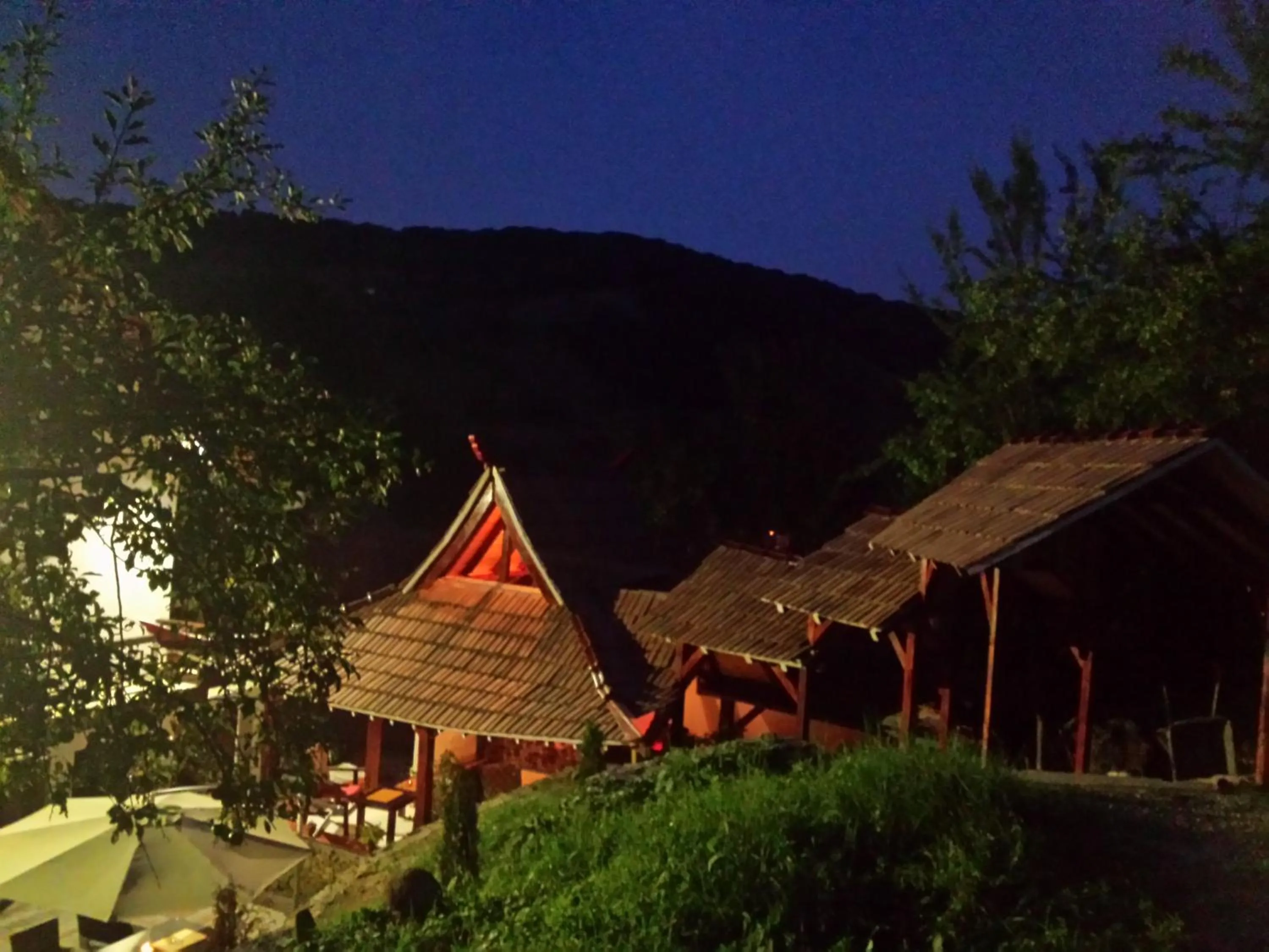 Night in Casa Lily - Japanese Retreat