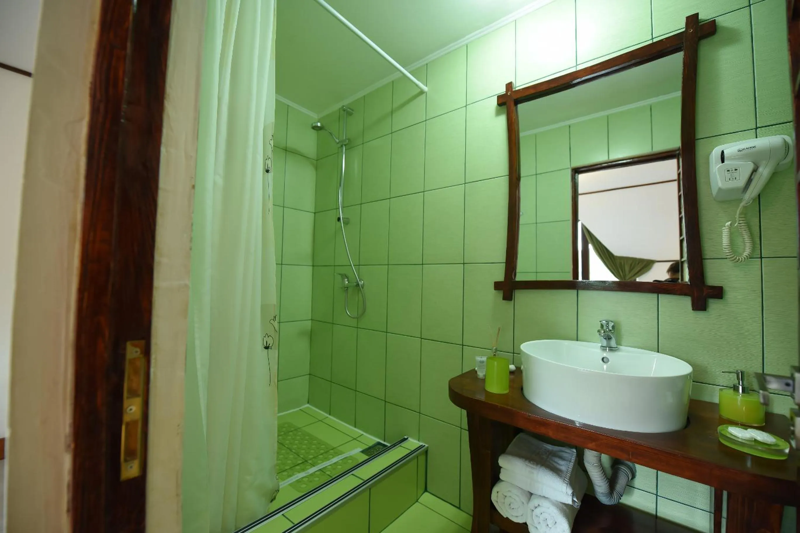 Shower in Casa Lily - Japanese Retreat