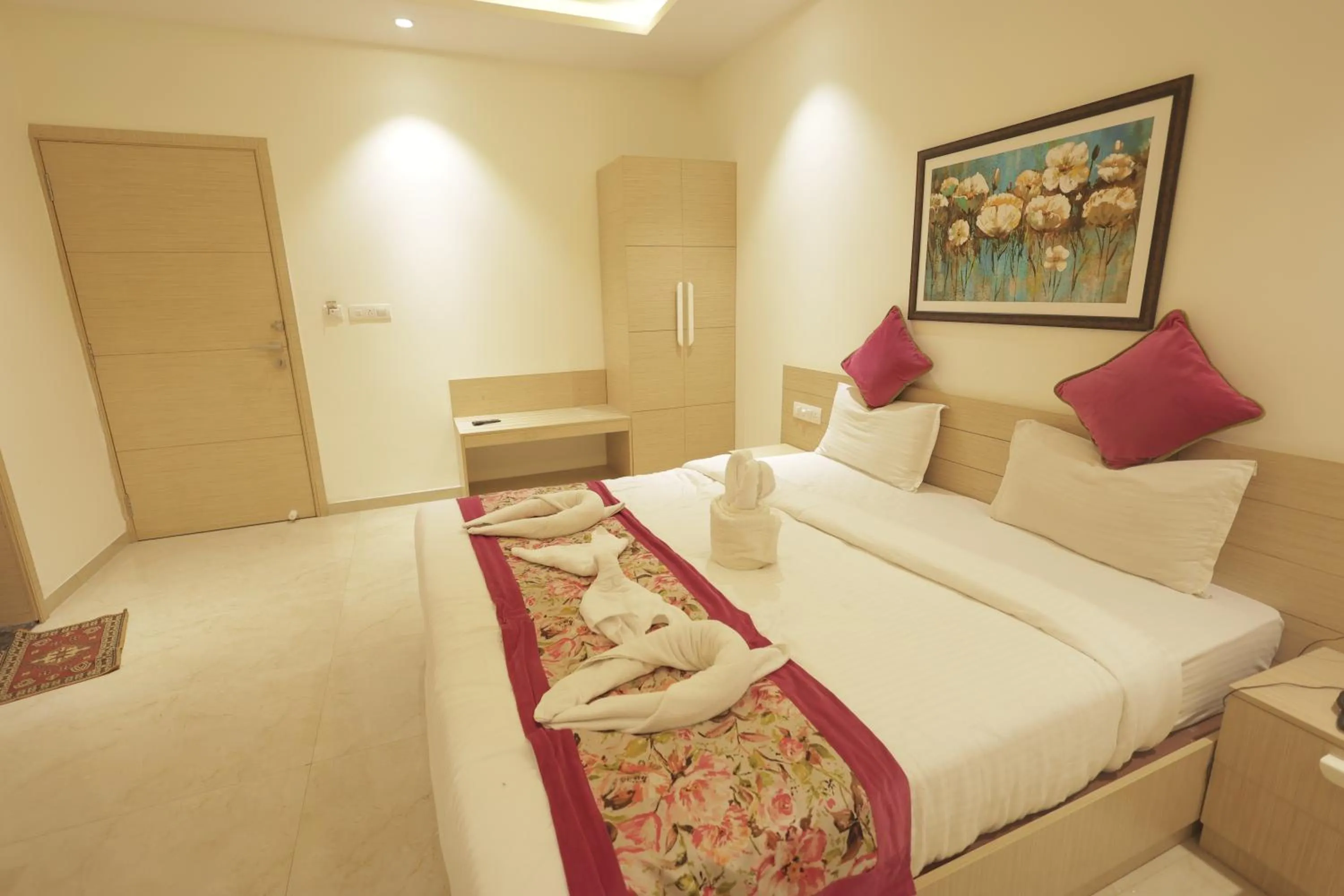 Bed in Hotel Grand Vasaante