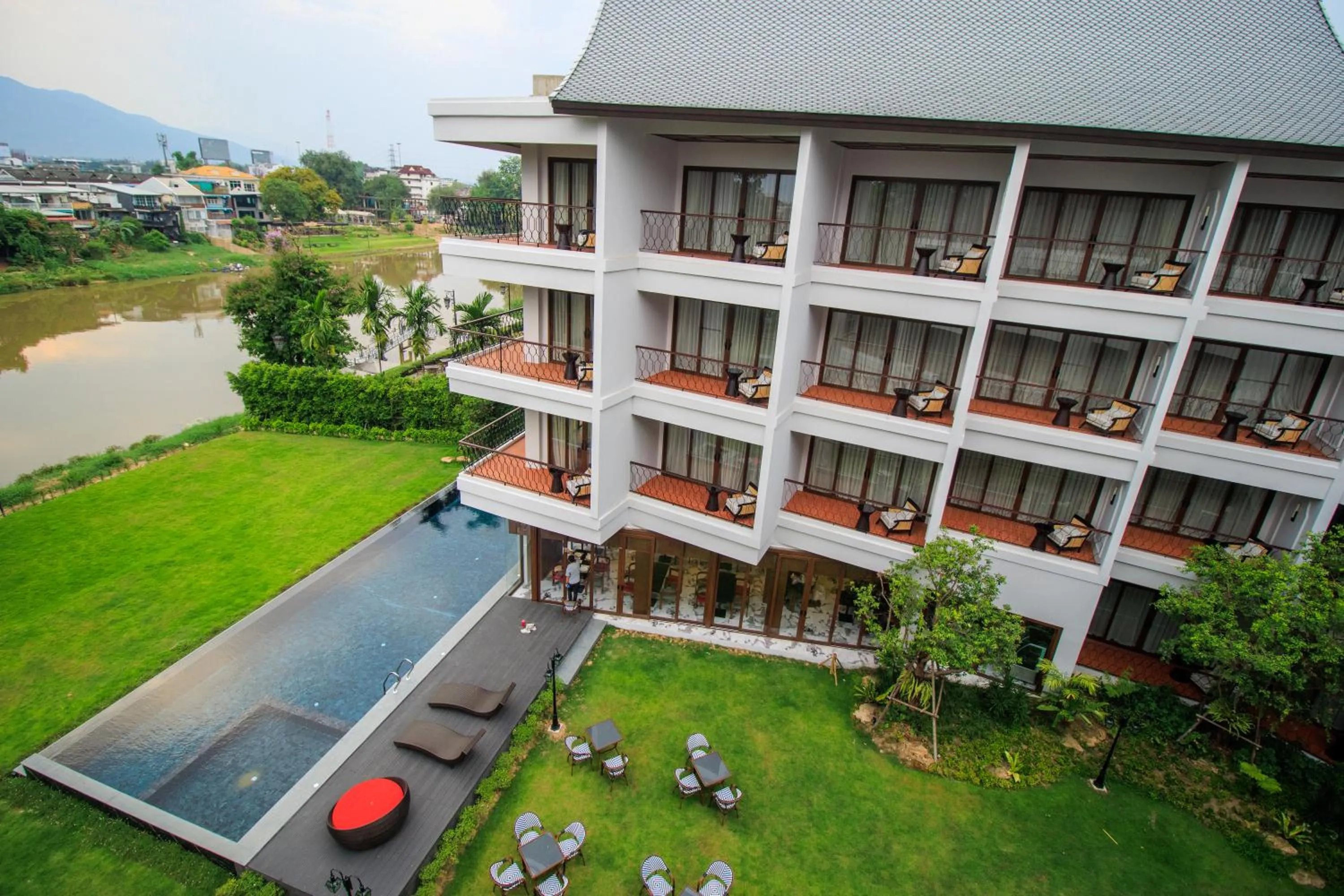 Swimming pool in S48 River Ping