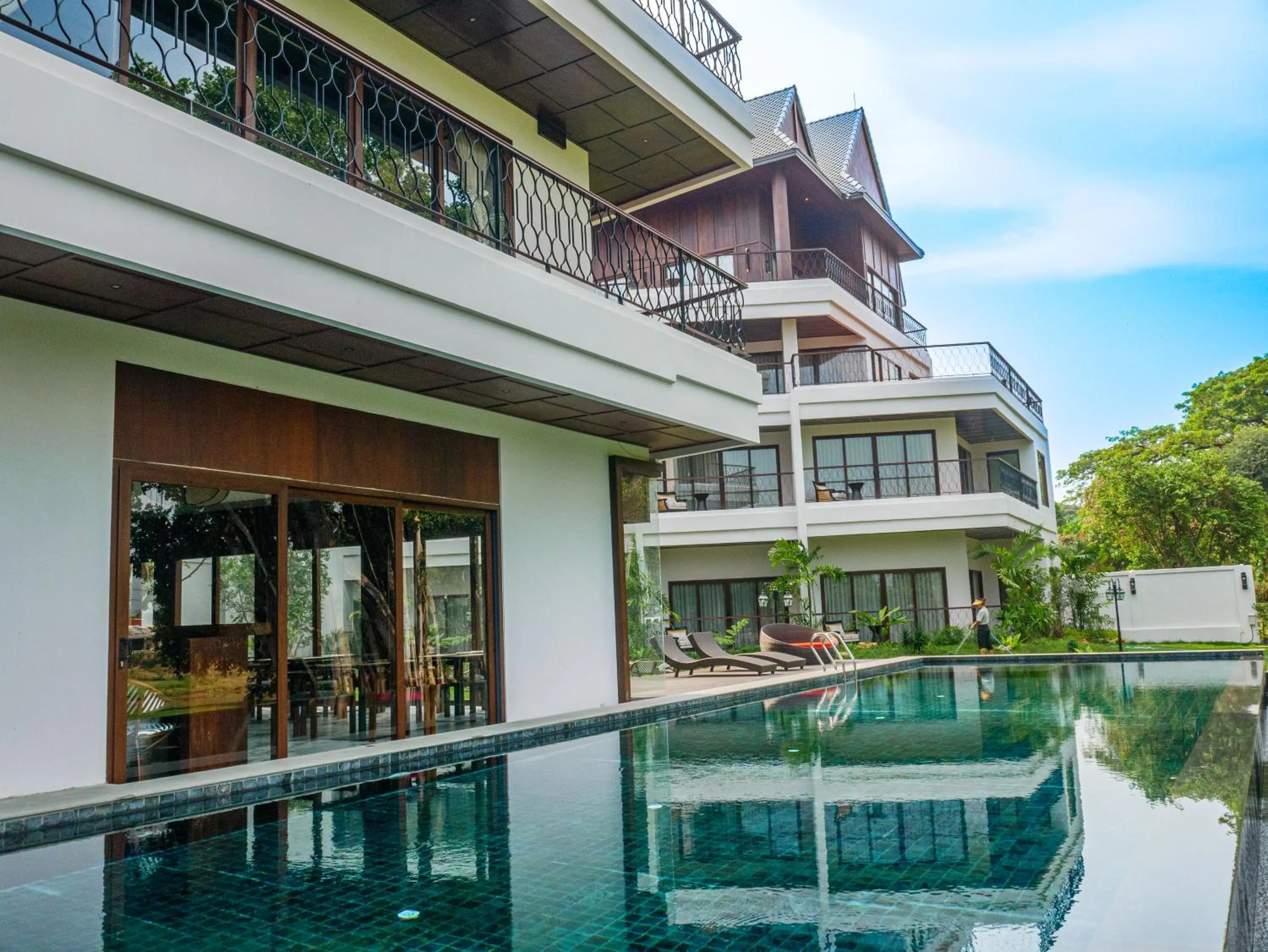 Swimming pool in S48 River Ping