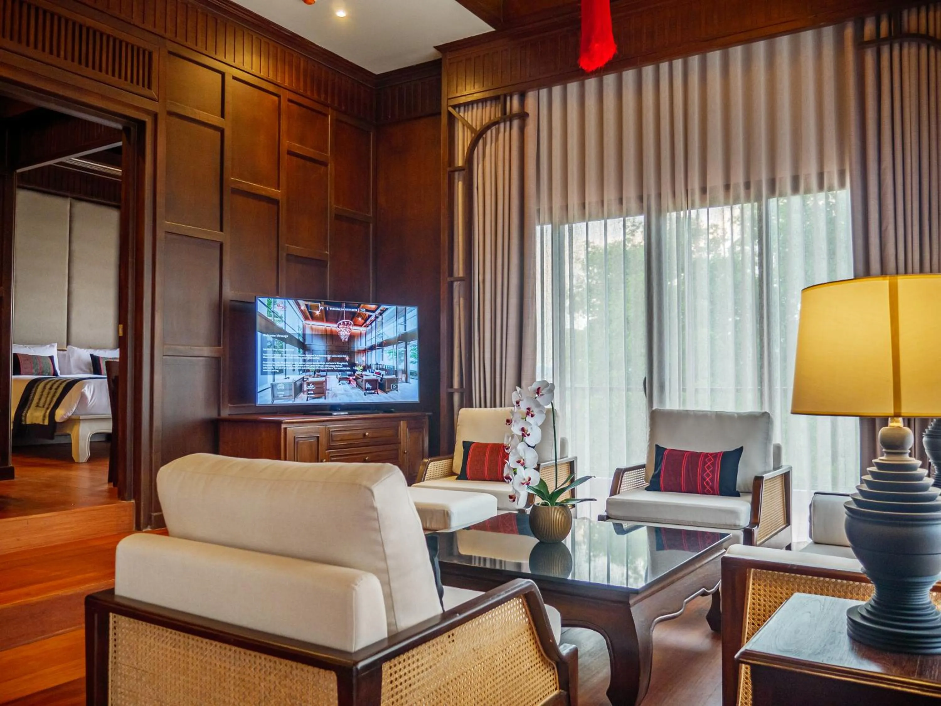 Communal lounge/ TV room in S48 River Ping