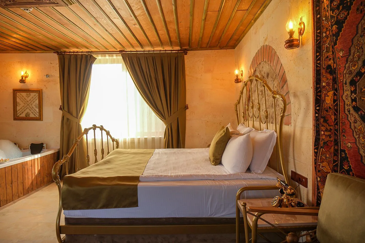 Bed in Zeppelin Cappadocia