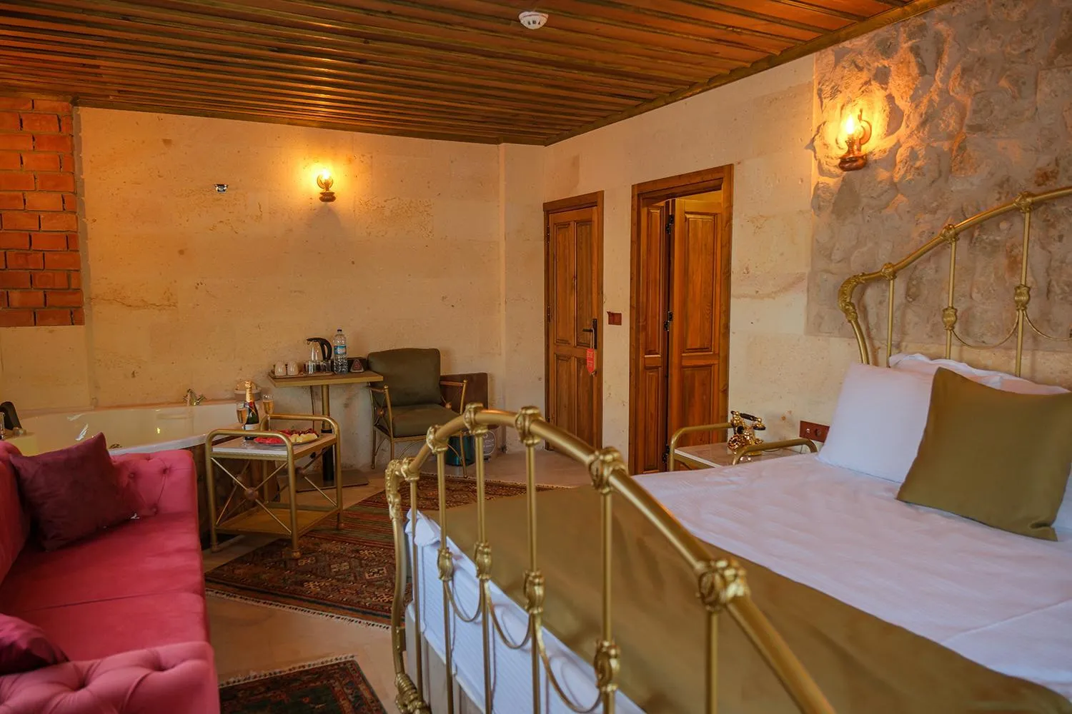 Photo of the whole room in Zeppelin Cappadocia