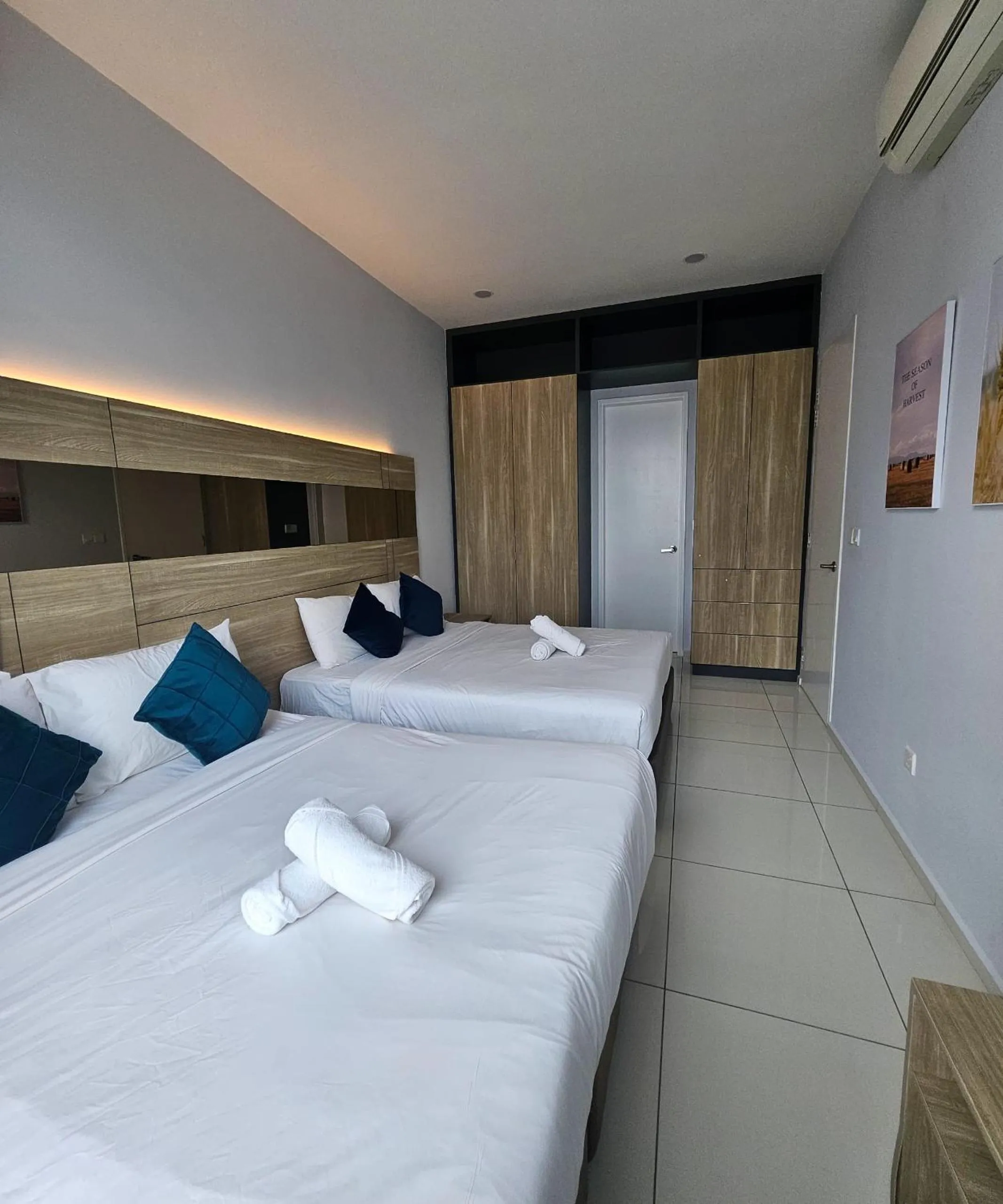 Bed in The Signature Suites at Robertson Bukit Bintang