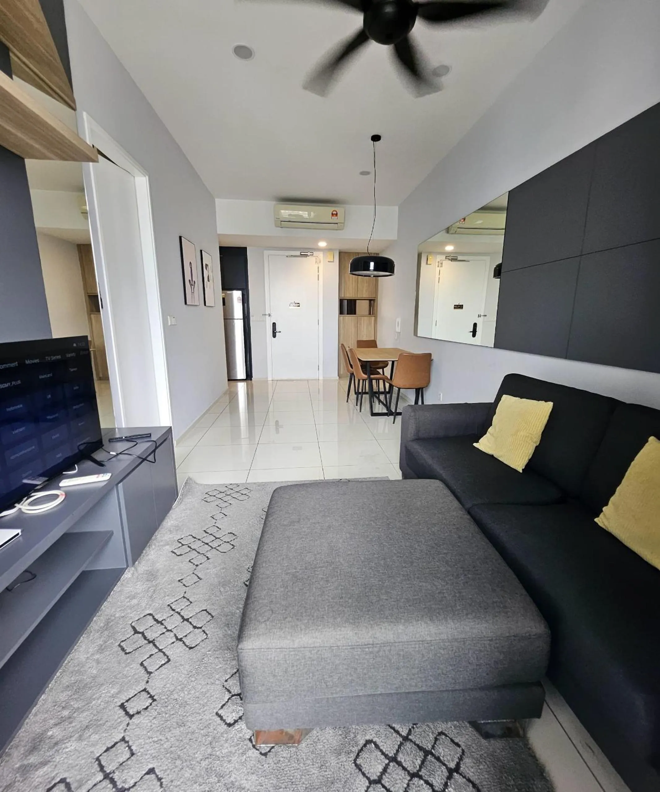 Living room in The Signature Suites at Robertson Bukit Bintang