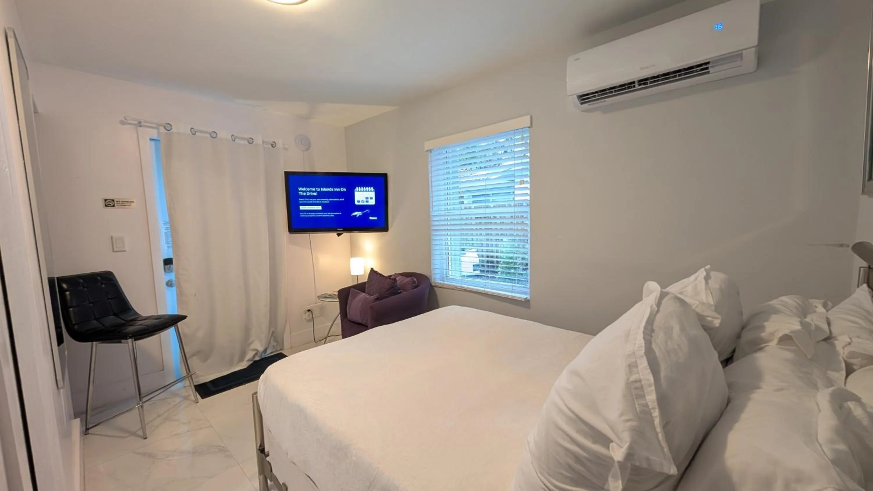 Bed in Inn On The Drive