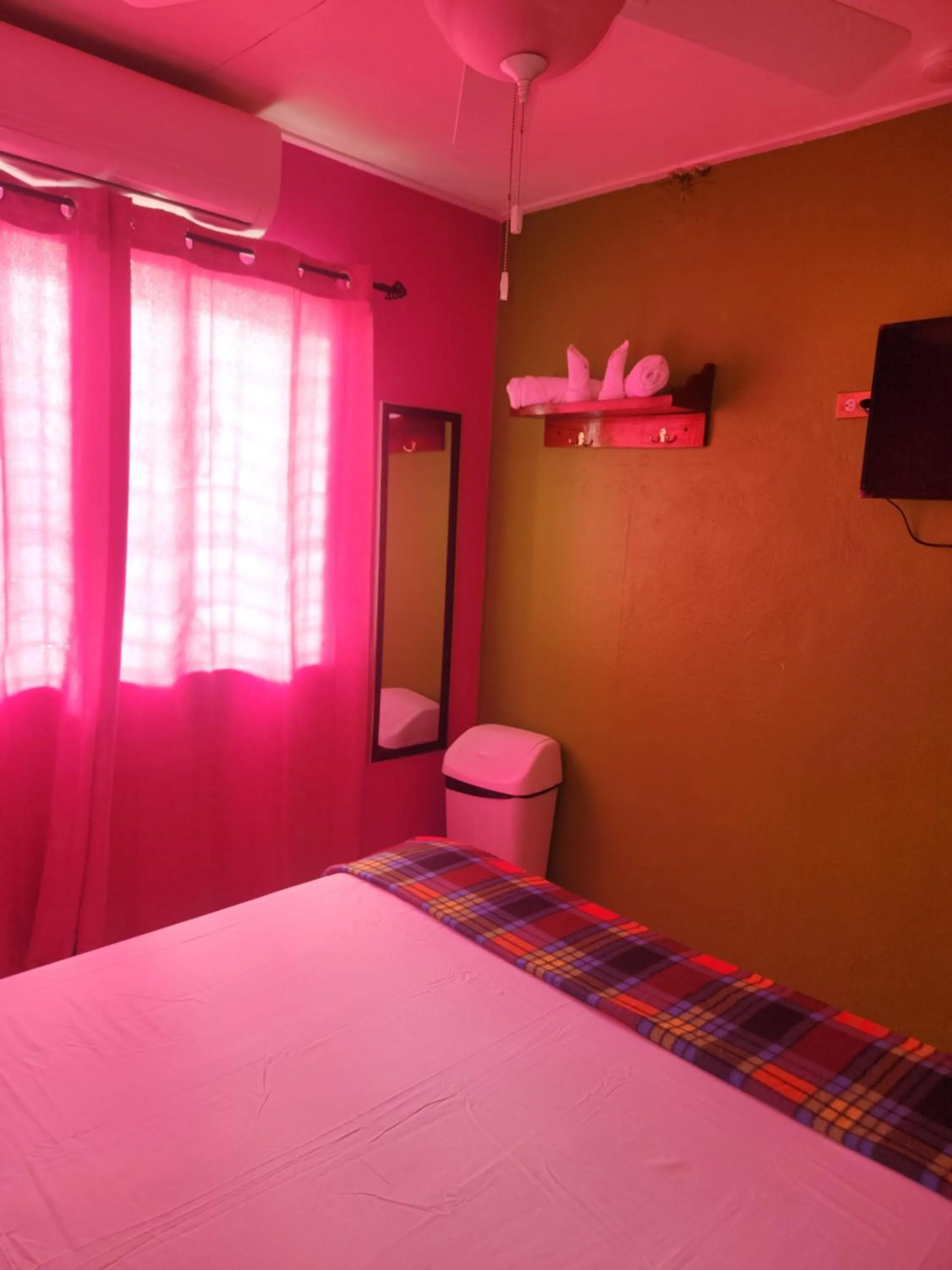 Bed in EL REY Hotel & Restaurant