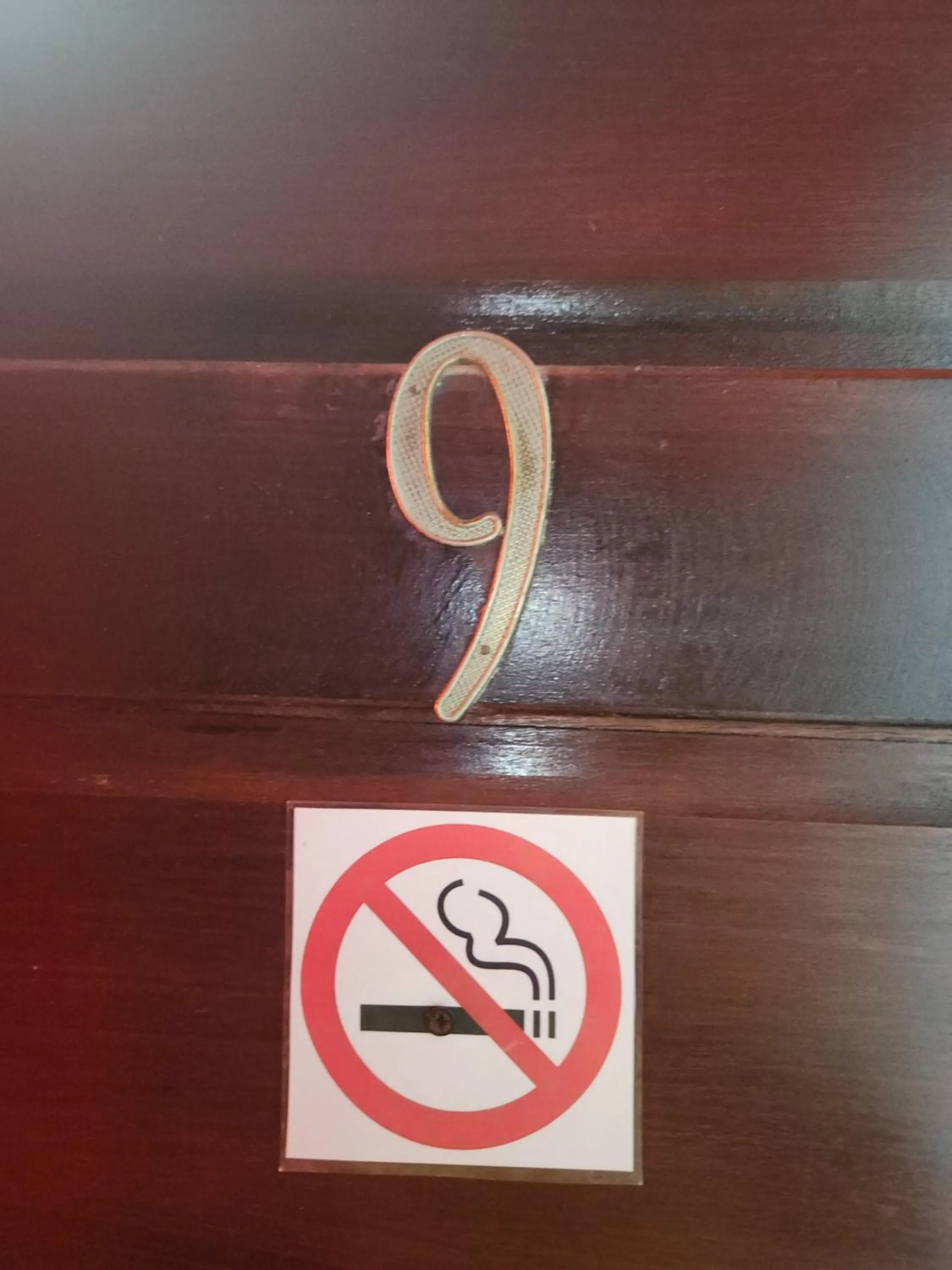 EL REY Hotel & Restaurant