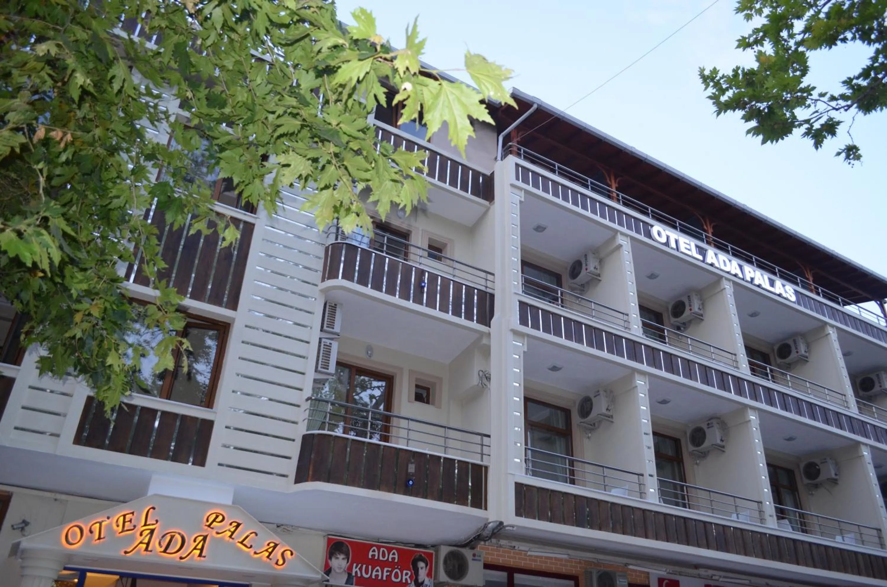 Property building in Ada Palas Otel