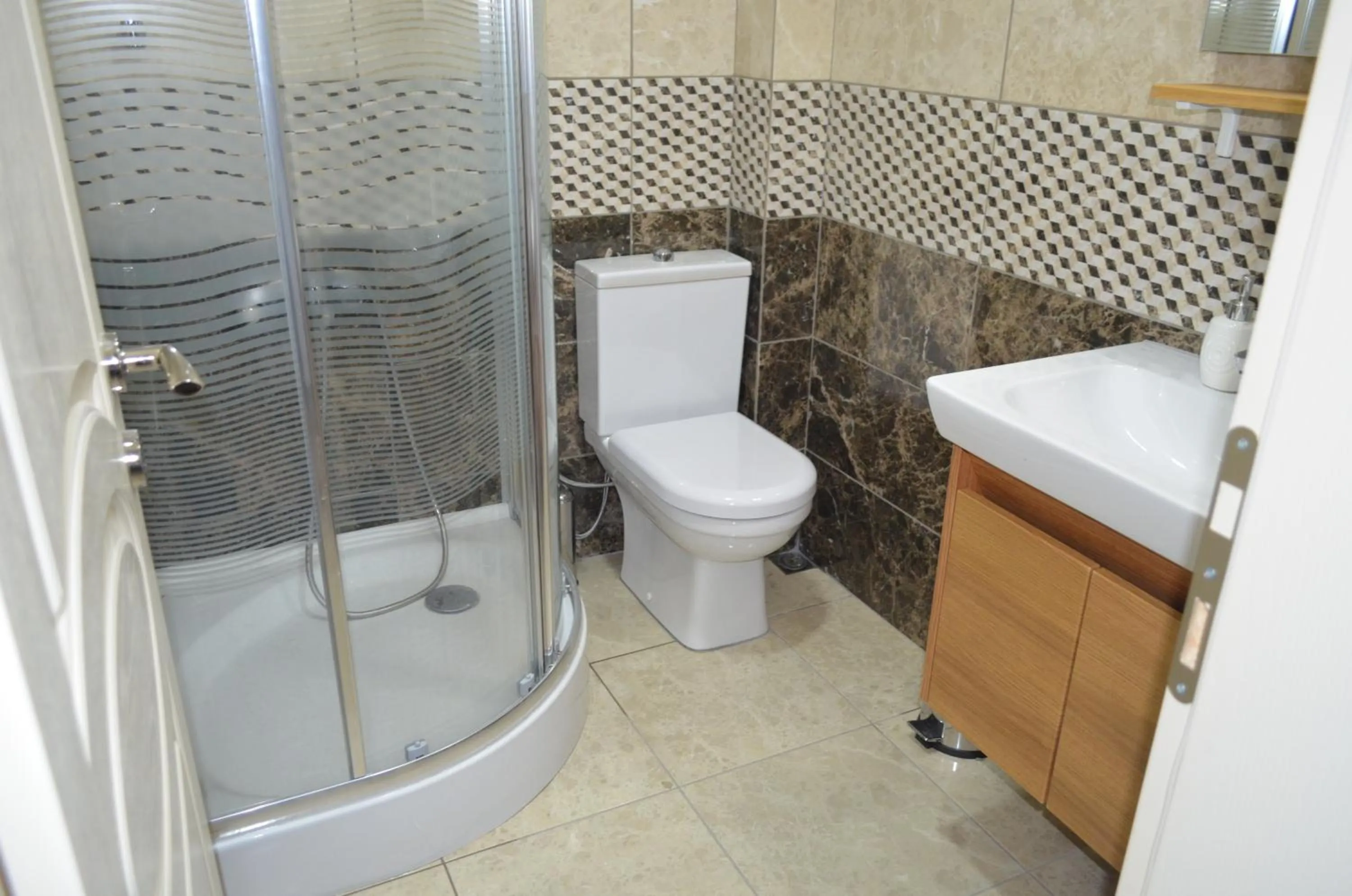 Bathroom in Ada Palas Otel