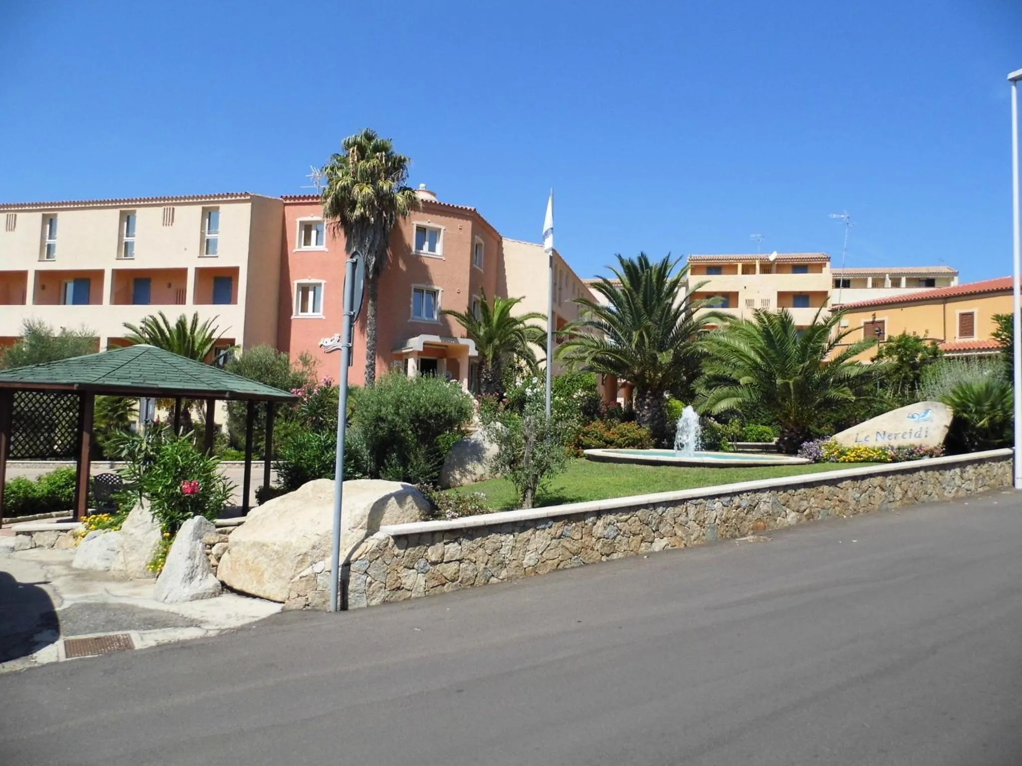Property building in Le Nereidi Hotel & Residence