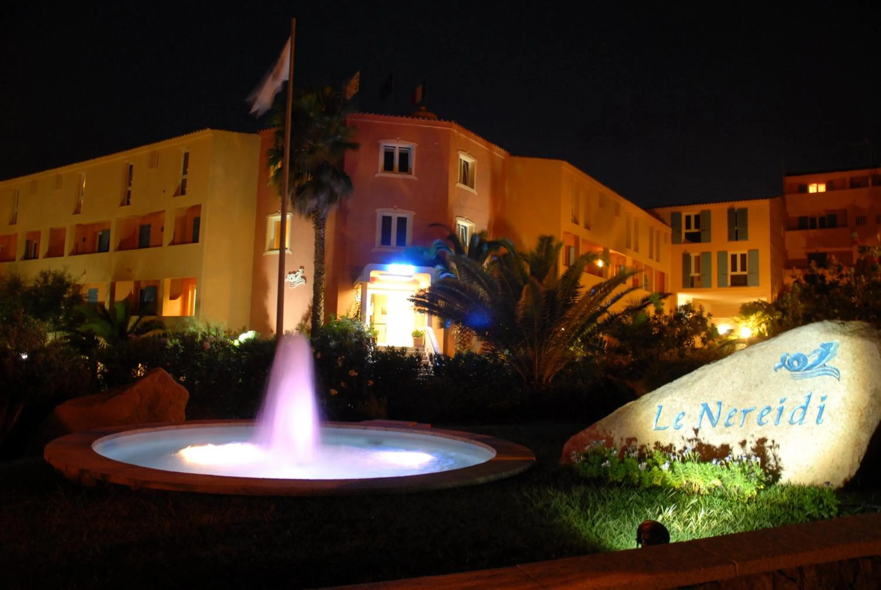 Facade/entrance in Le Nereidi Hotel & Residence
