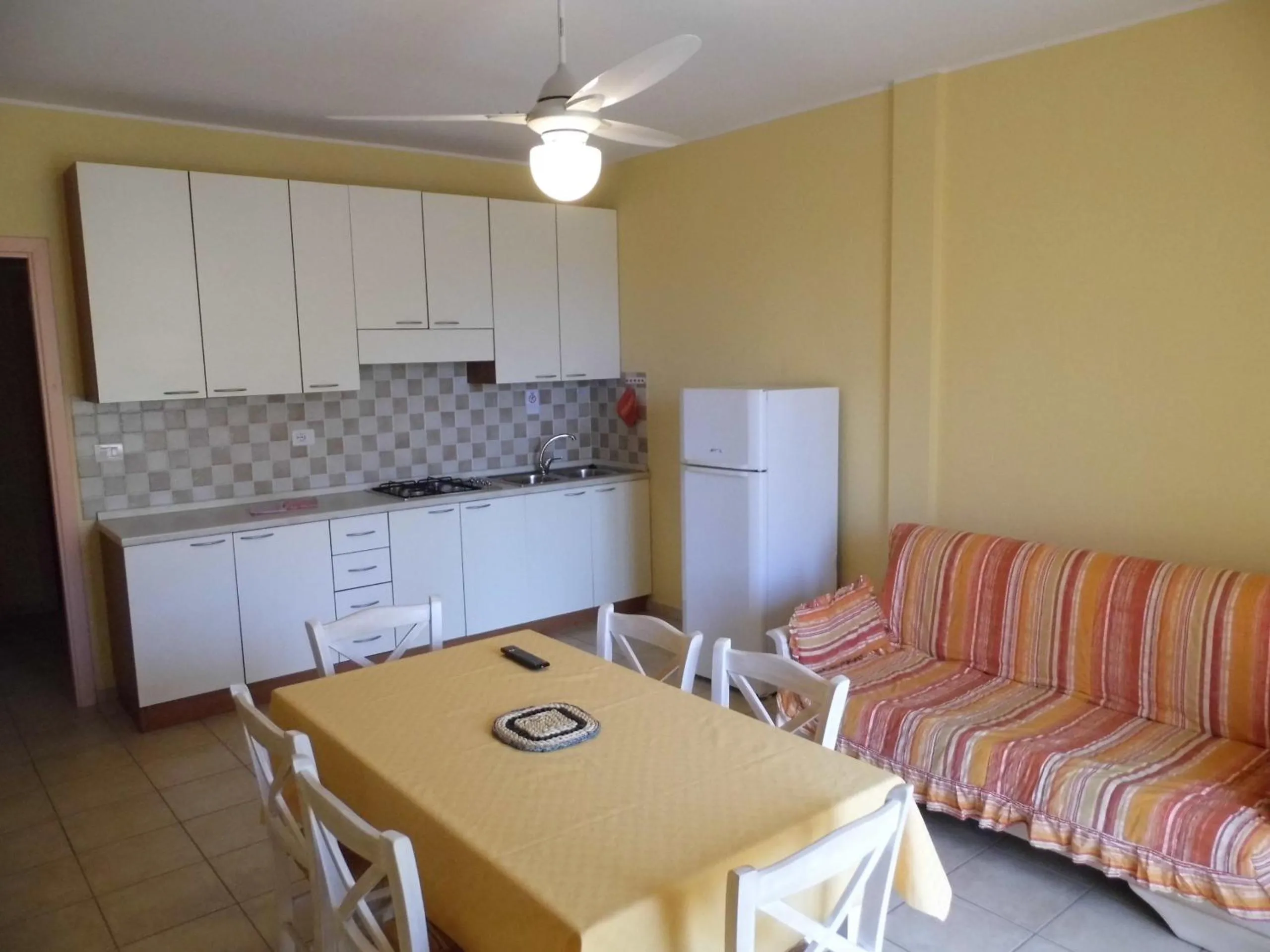 Kitchen or kitchenette in Le Nereidi Hotel & Residence