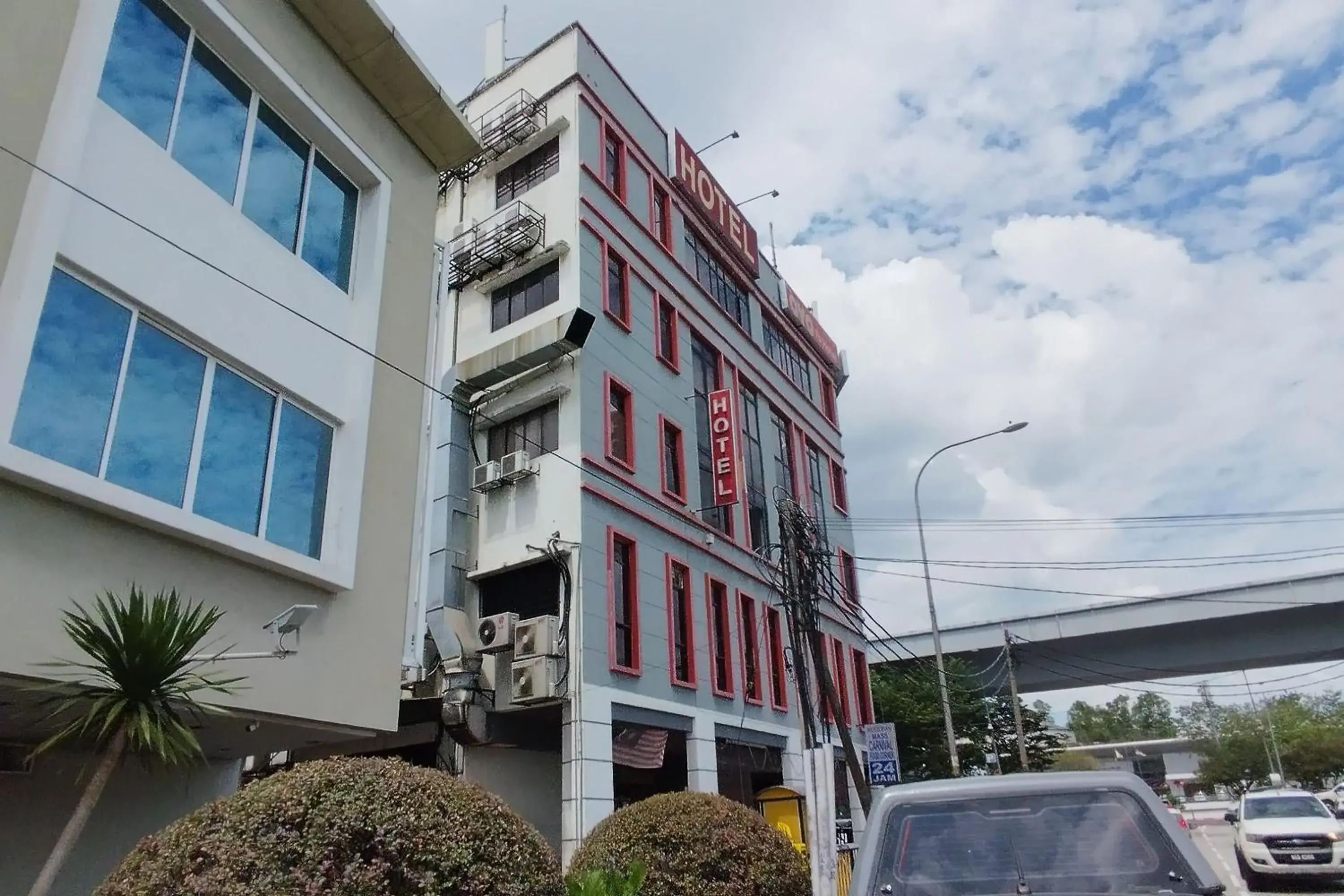 Cahaya Midah - BilikXpert Cahaya Midah - BilikXpert