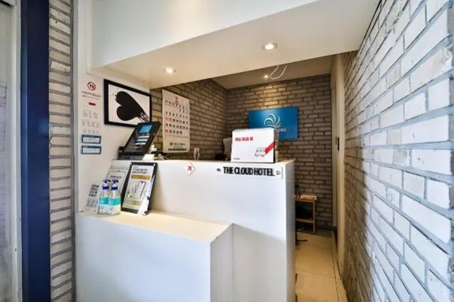 Jinju Hotel The Cloud