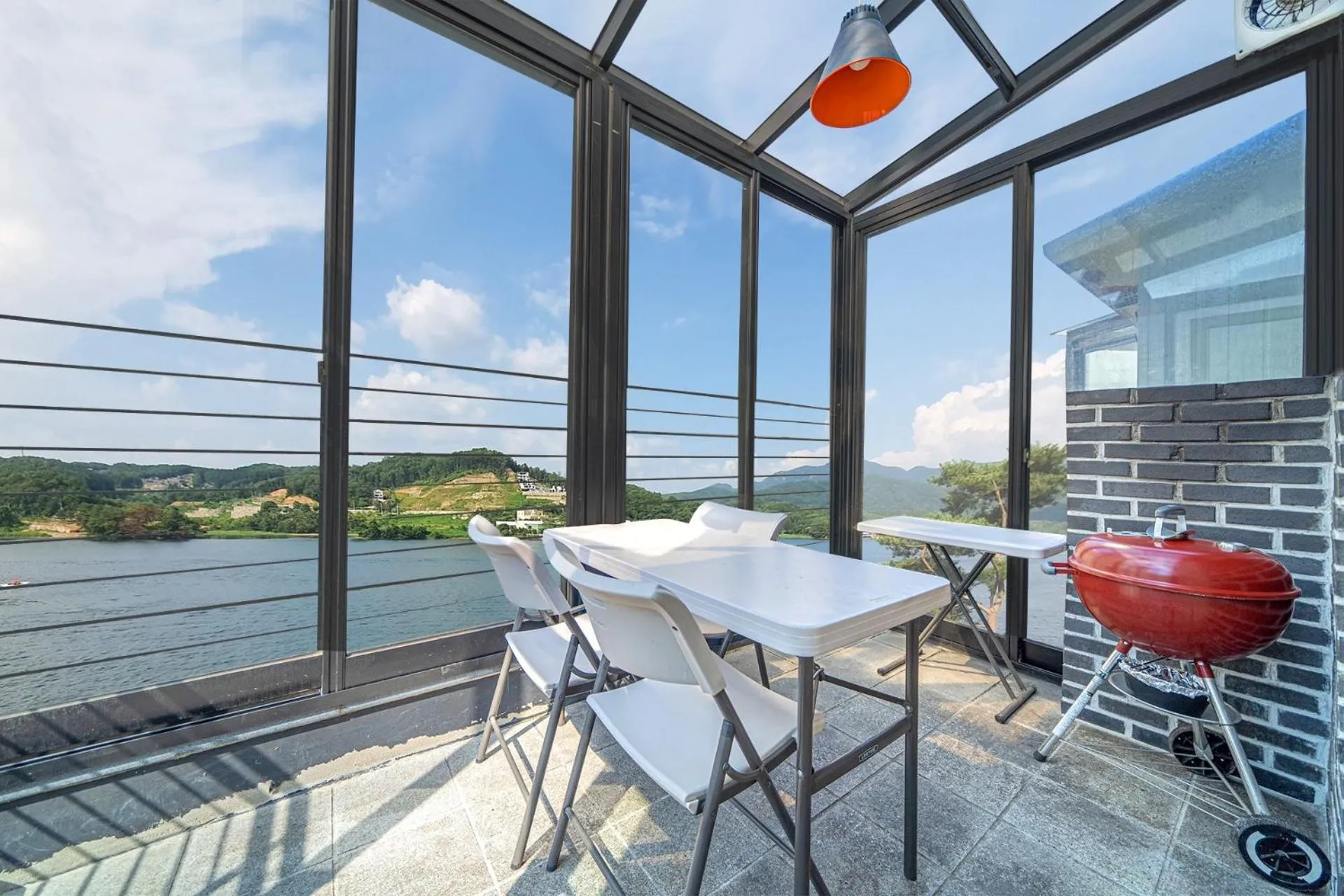 Nami Island Koi Pension