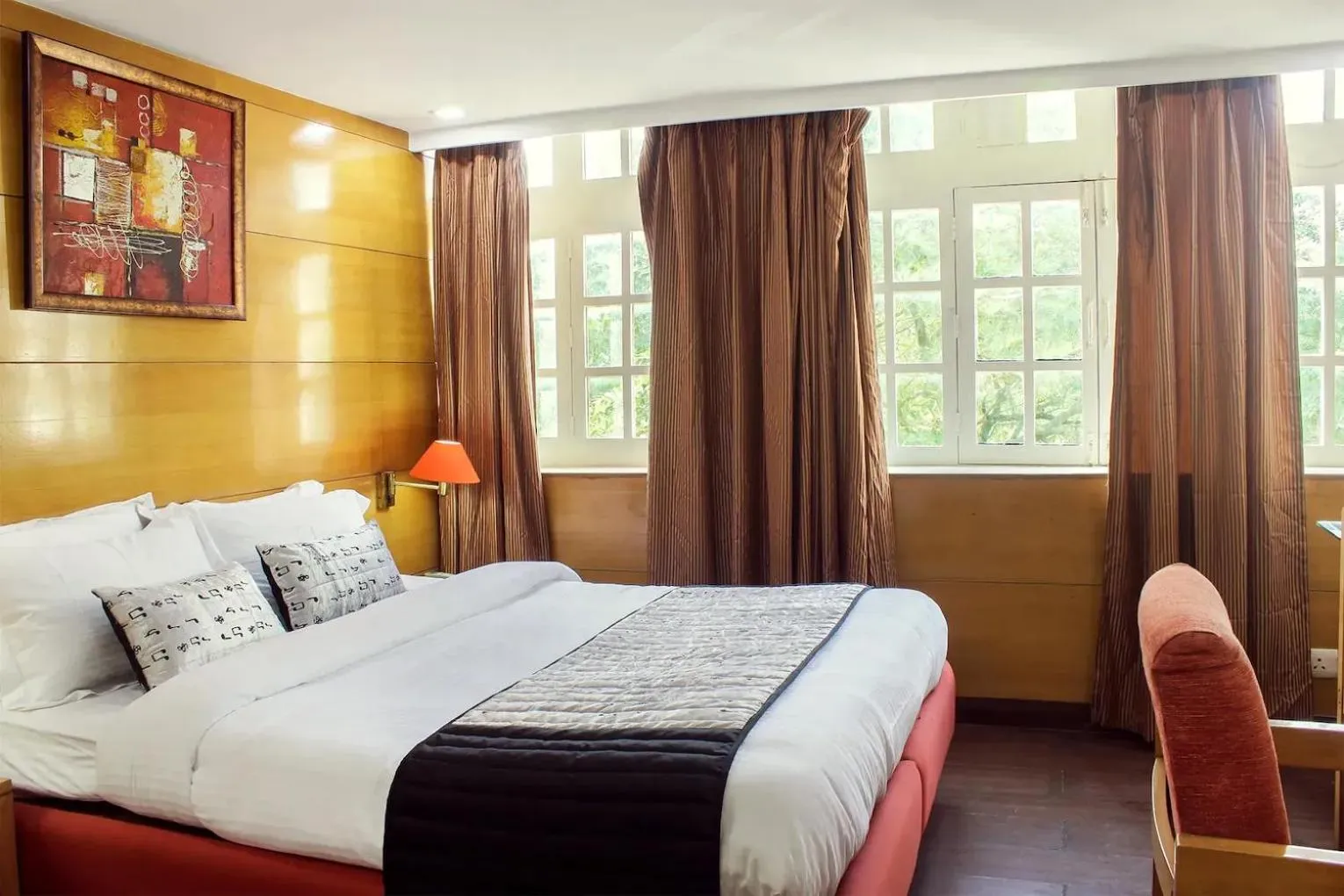 Property building, Bed in Hotels Daffodils Connaught Place