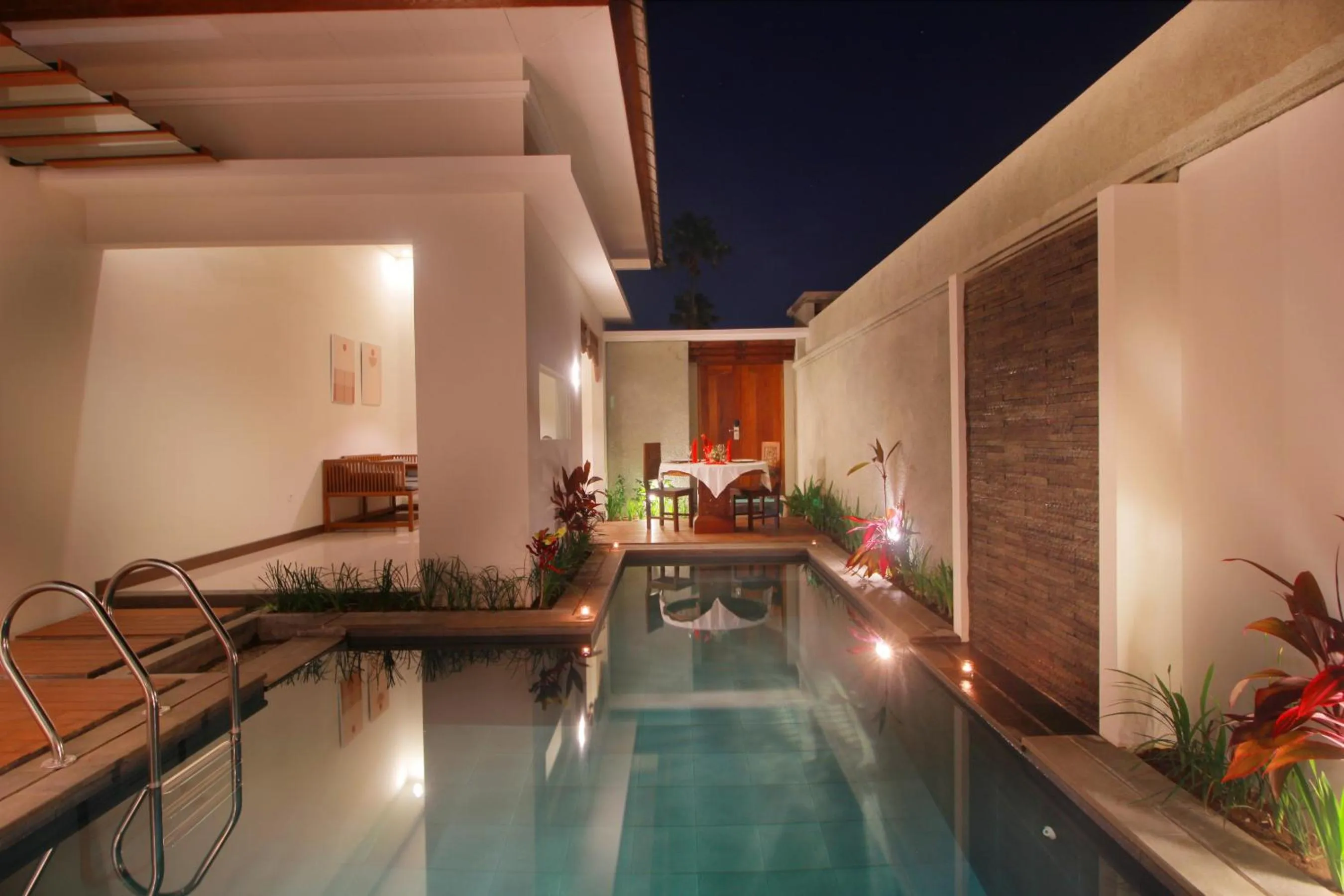 Swimming pool in Maharaja Villas Bali - CHSE Certified