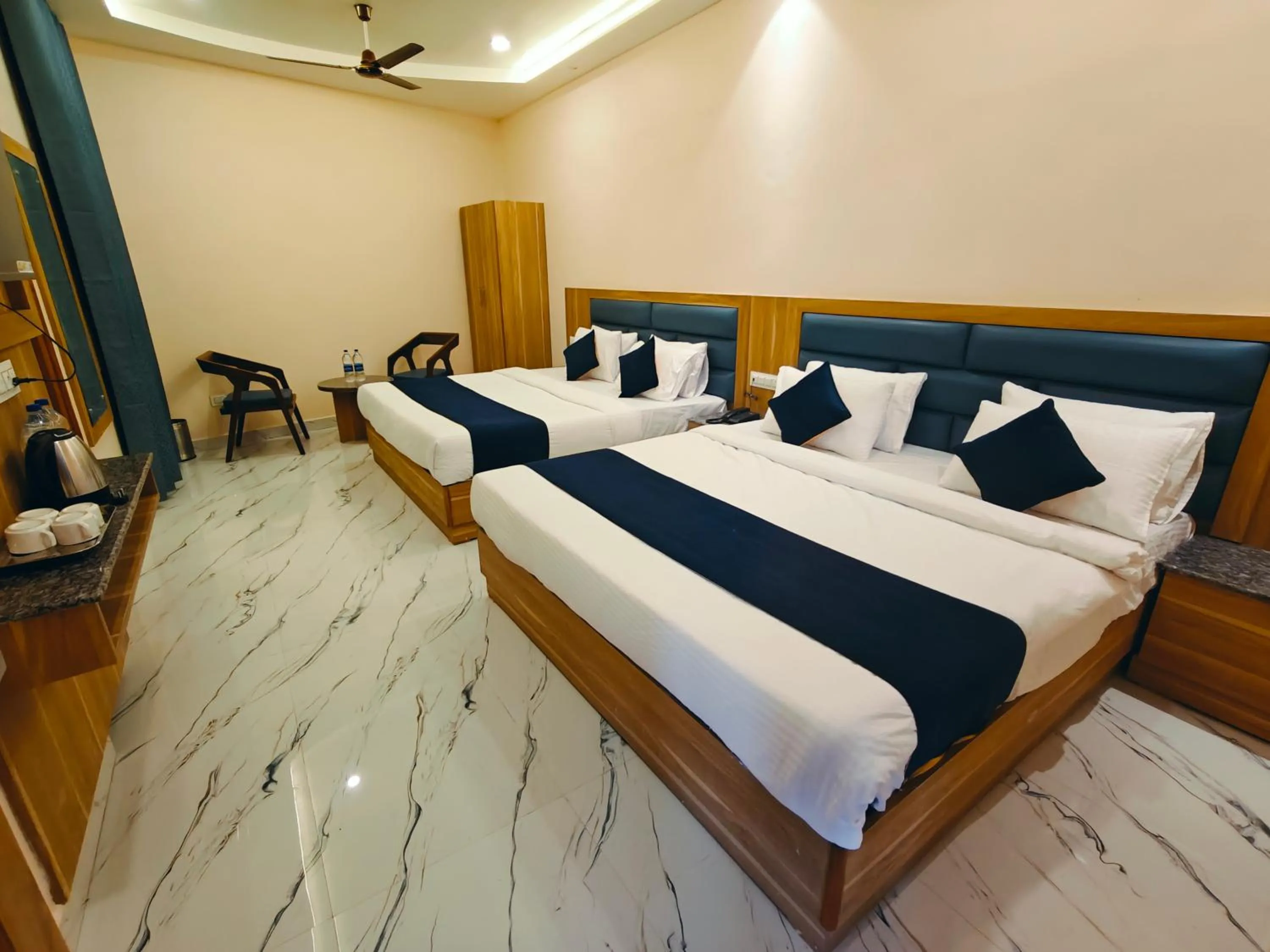 Bedroom in Hotel New Pratap