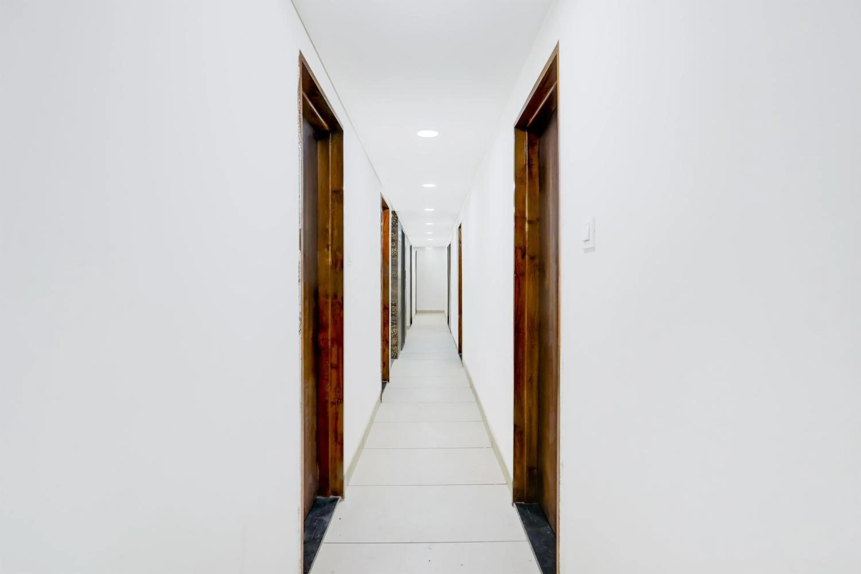 Lobby or reception in Super Townhouse DAVV University Indore Formerly Indrapuri