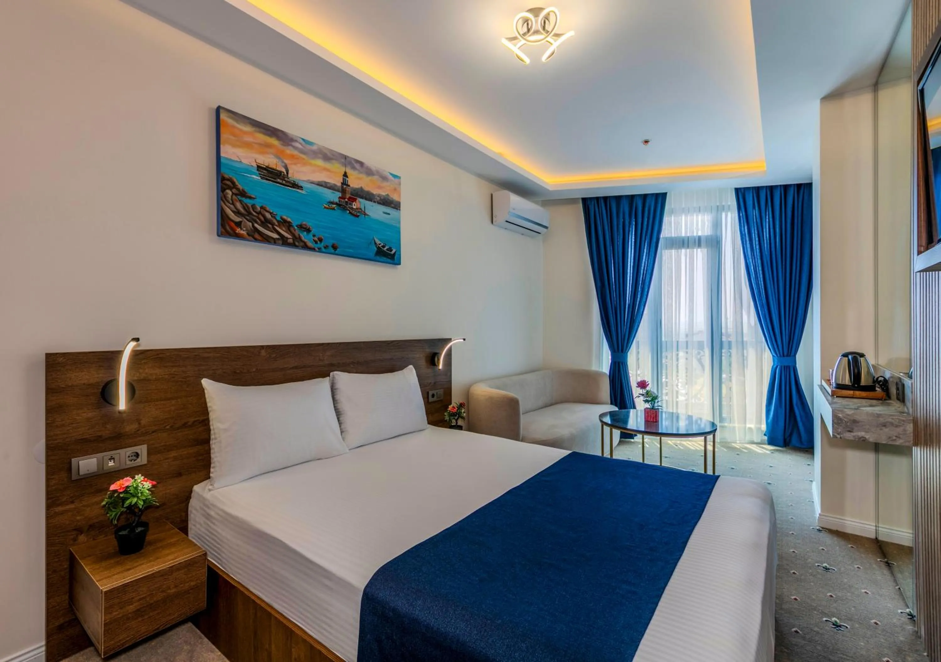 Bed in Airport Waves Hotel