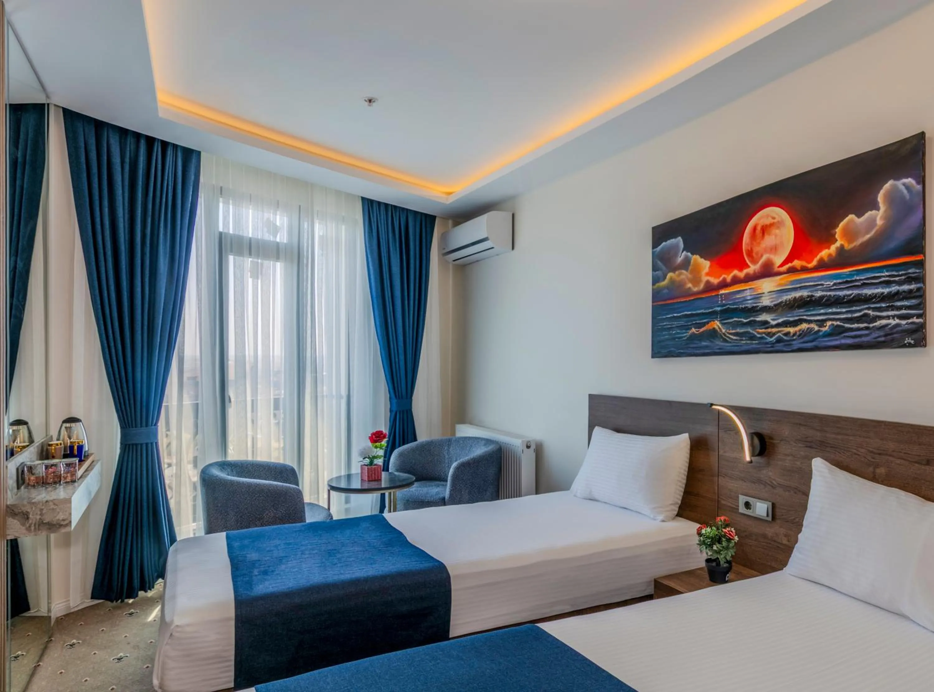 Bed in Airport Waves Hotel