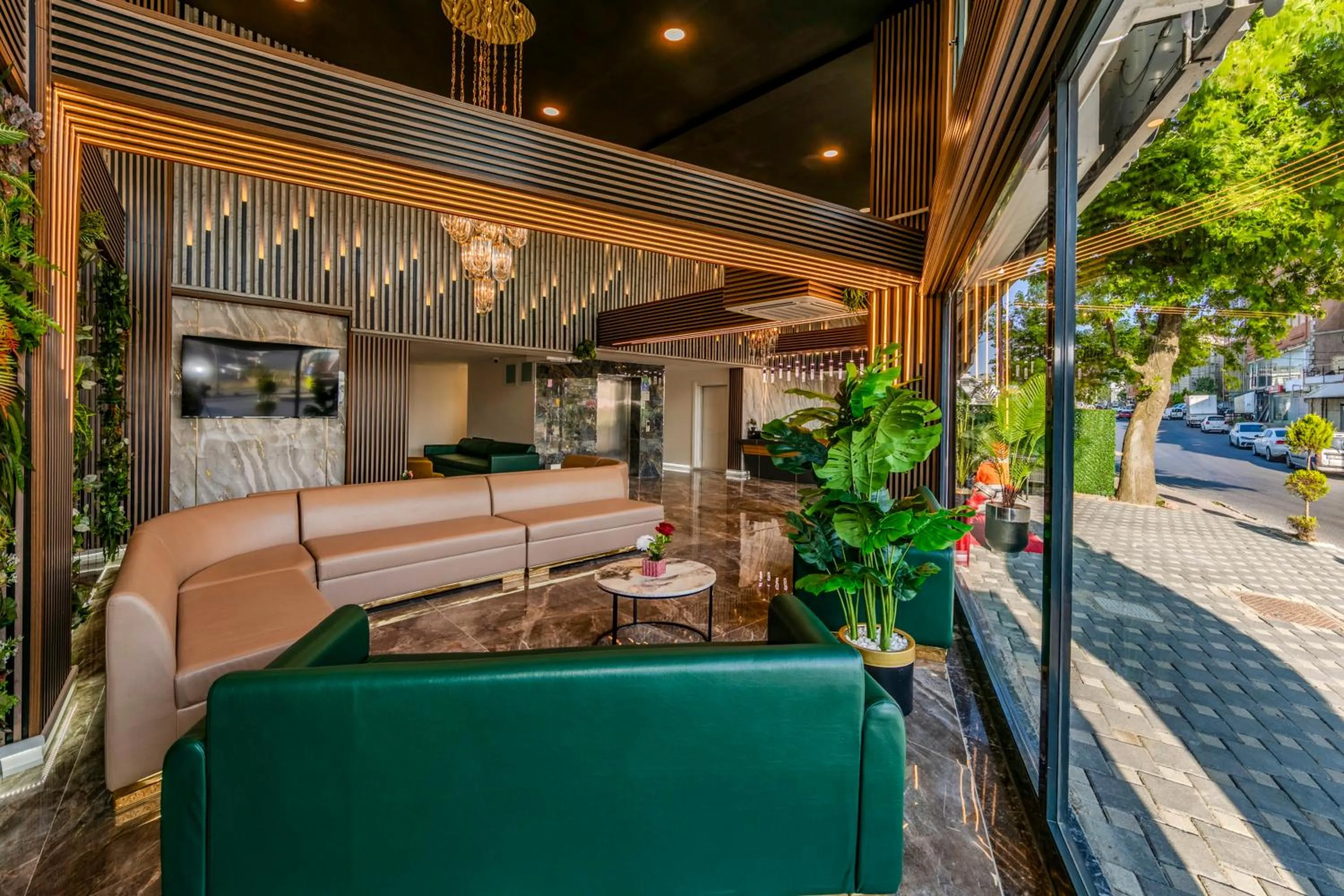 Lobby or reception in Airport Waves Hotel