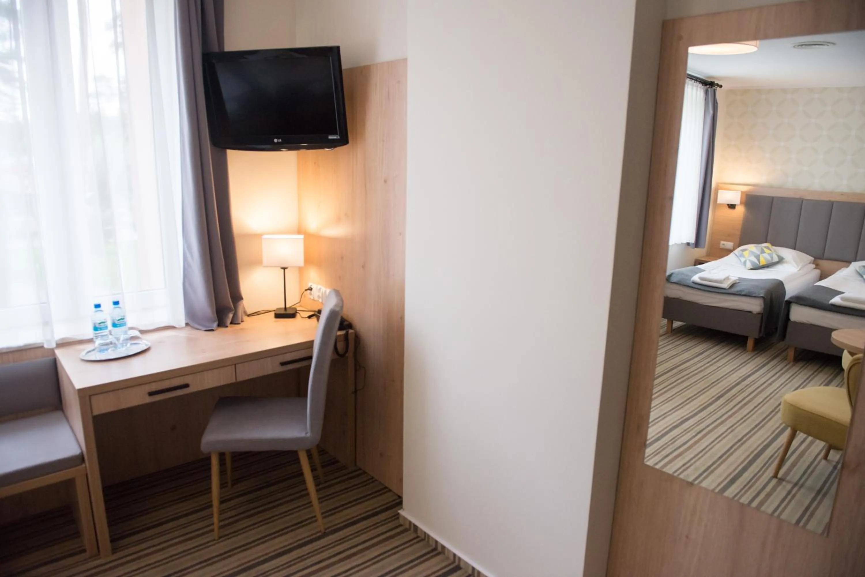 Toilet, Bed in Hotel Ossowski