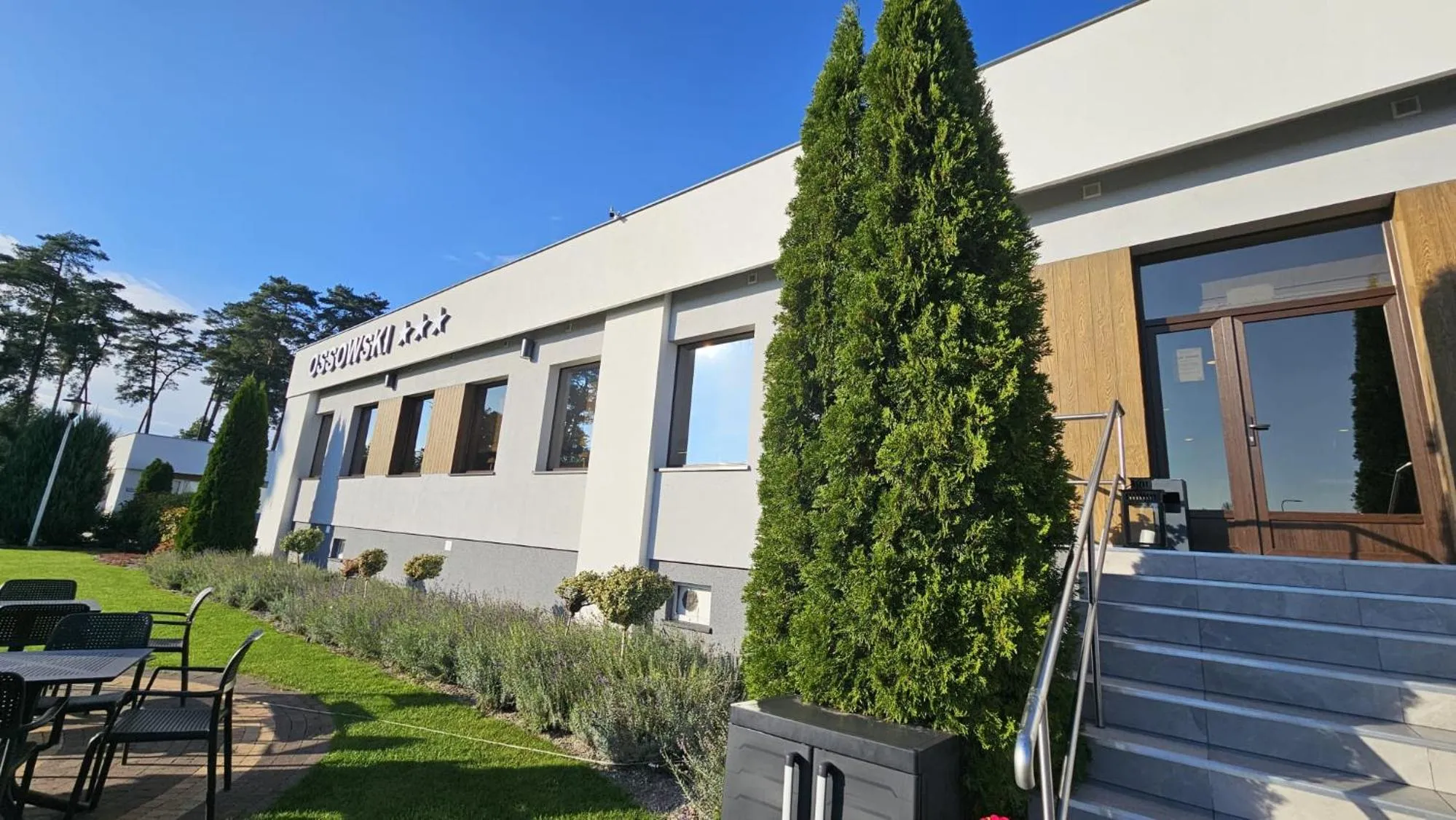 Property building in Hotel Ossowski