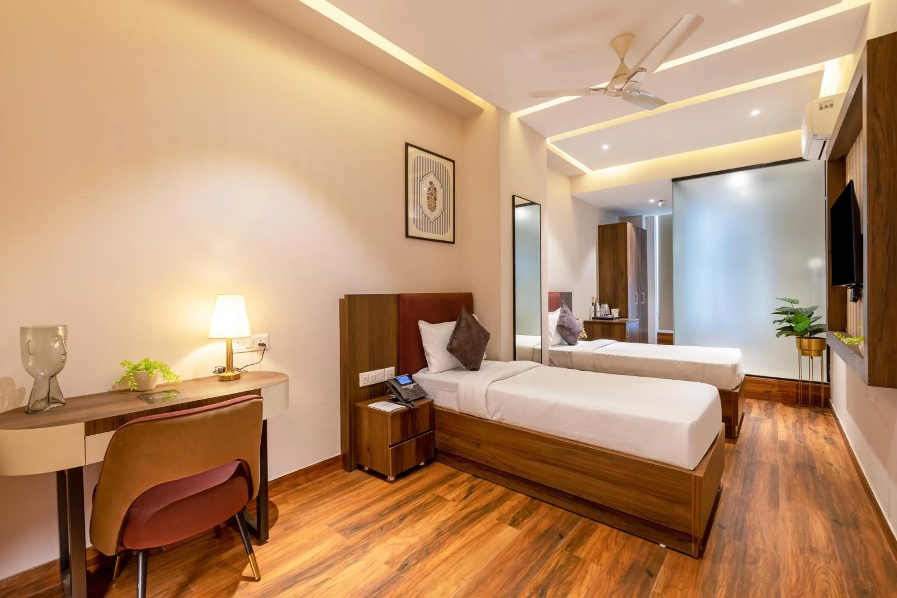 Bed in Saltstayz Premier Suite Chandigarh Mohali