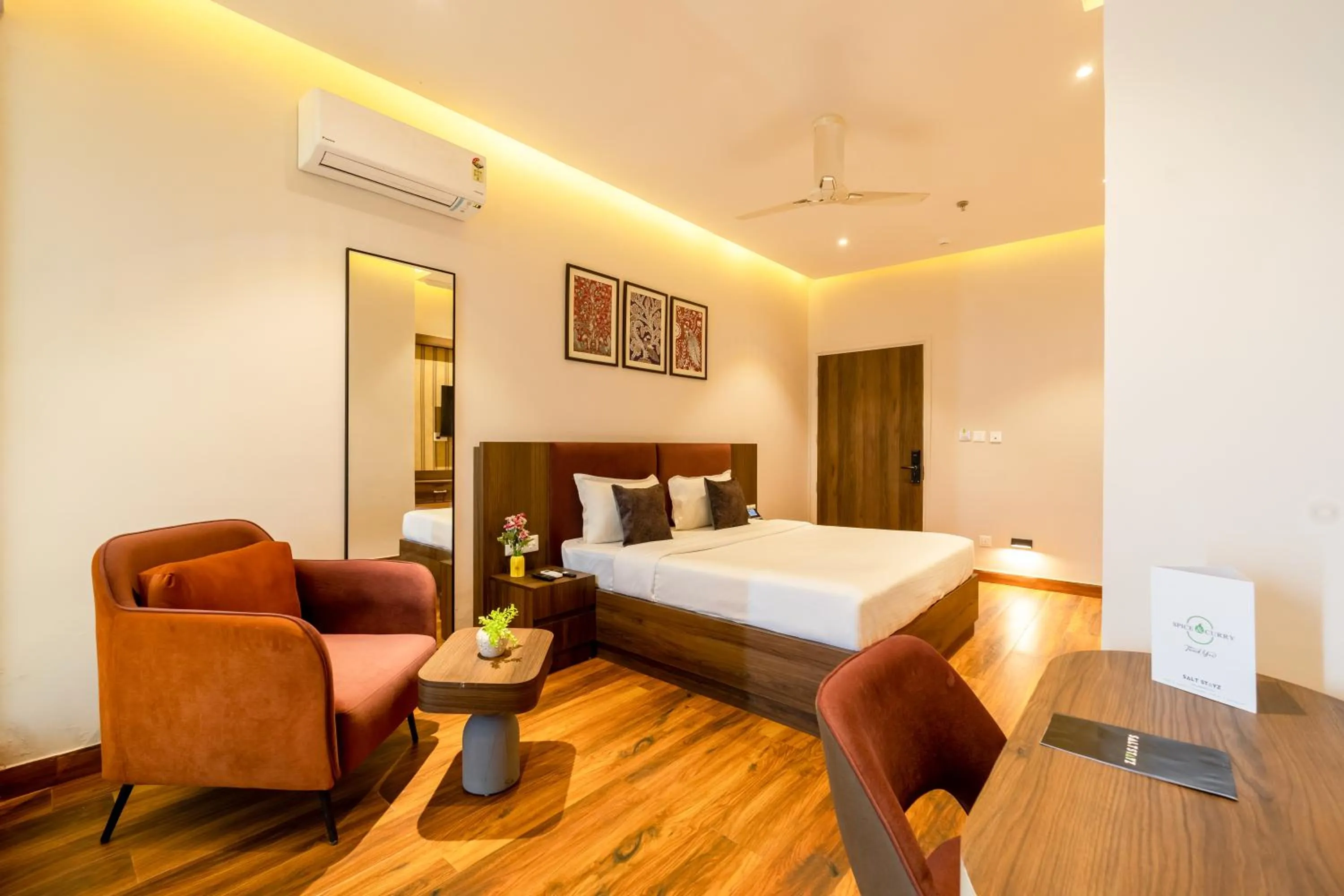 Bed in Saltstayz Premier Suite Chandigarh Mohali