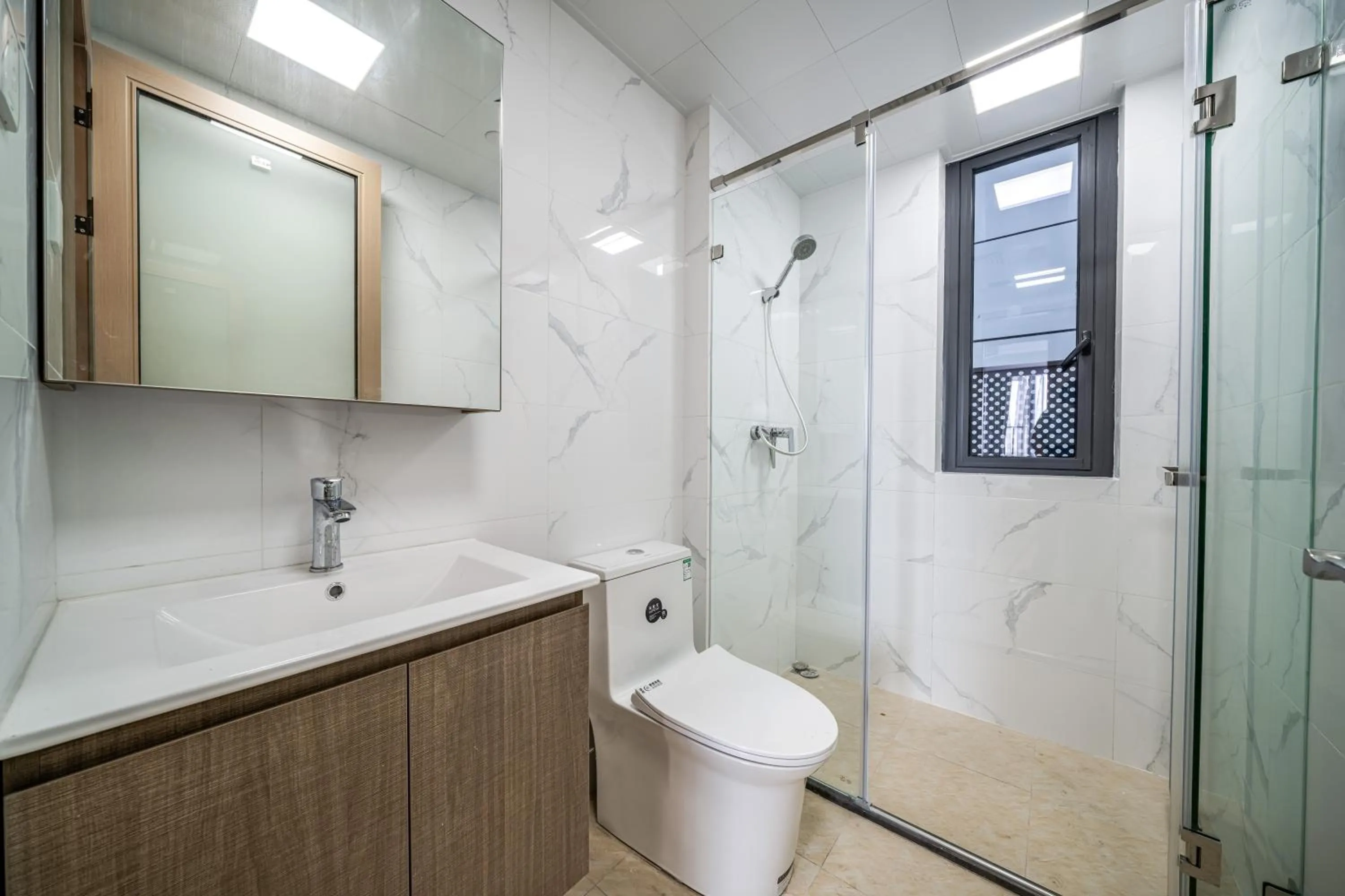 Toilet in Kingkey Shuibei International Apartment Hotel