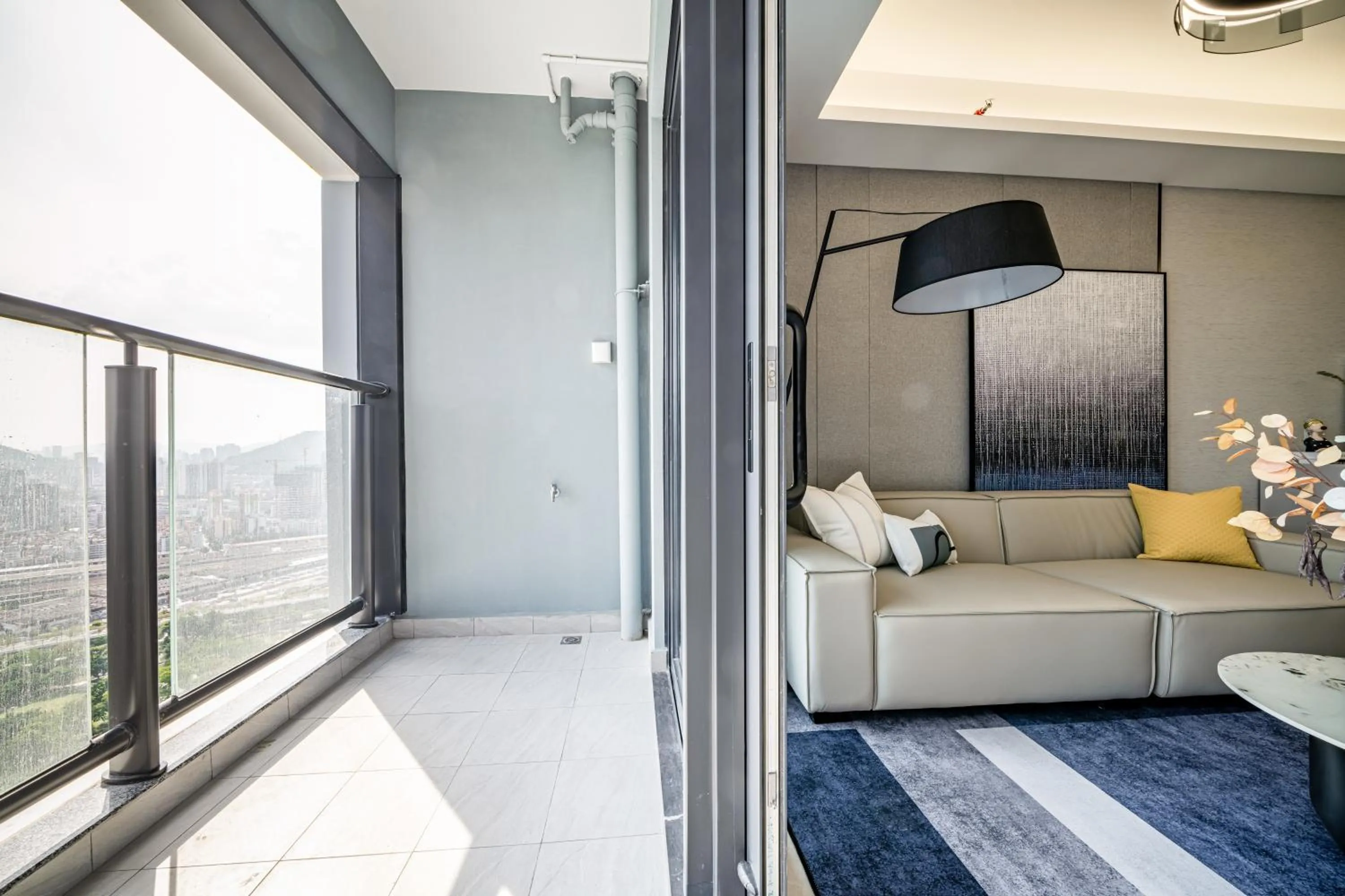 Living room in Kingkey Shuibei International Apartment Hotel