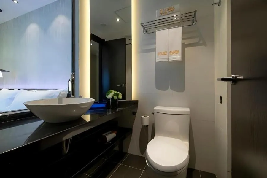 Bathroom in JL Boutique Hotel shanghai Tian An 1000 Trees Jing An Temple changshou Road Store