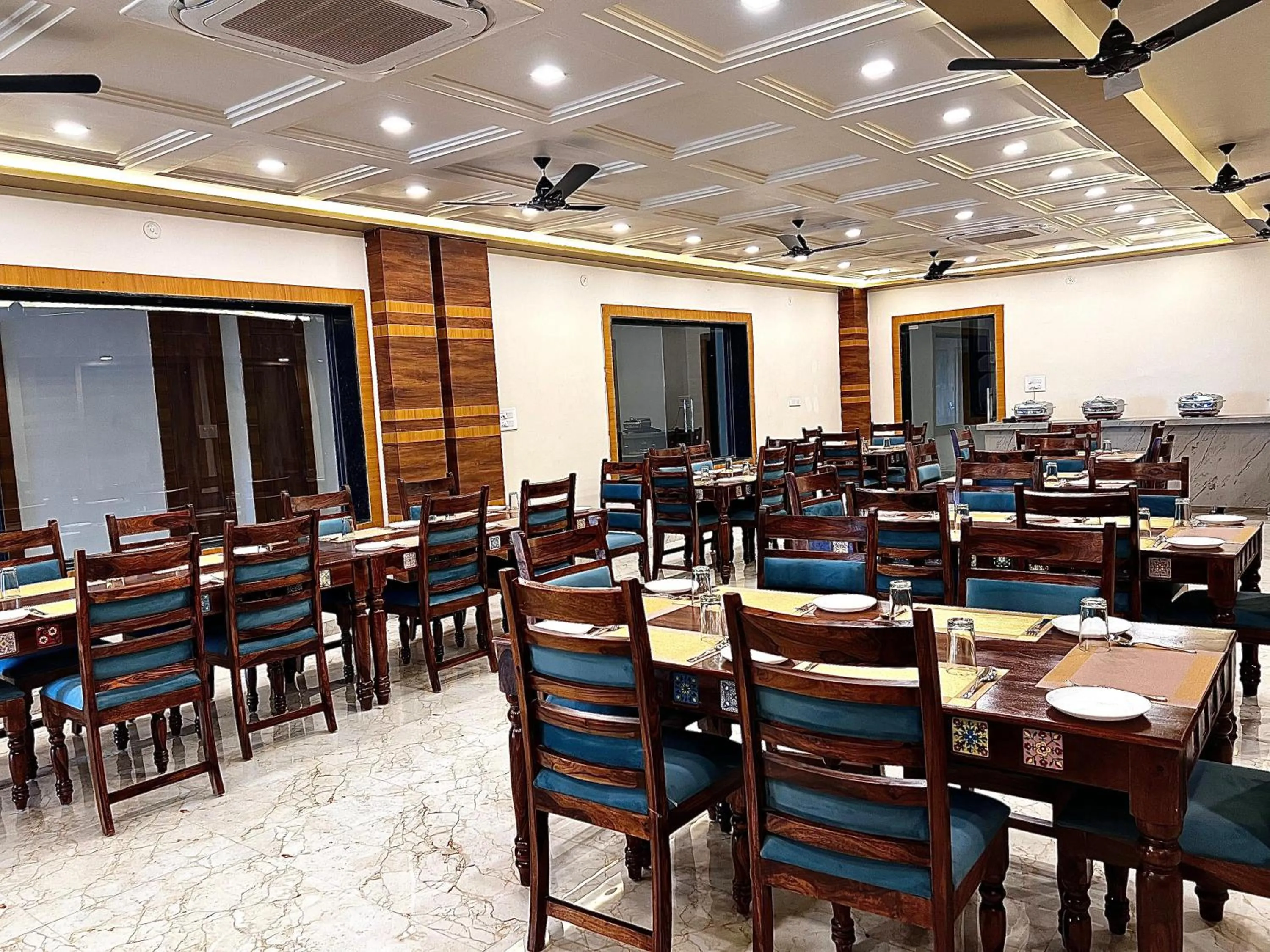 Restaurant/places to eat in Hotel Holy Pushkar by DIV Hospitality
