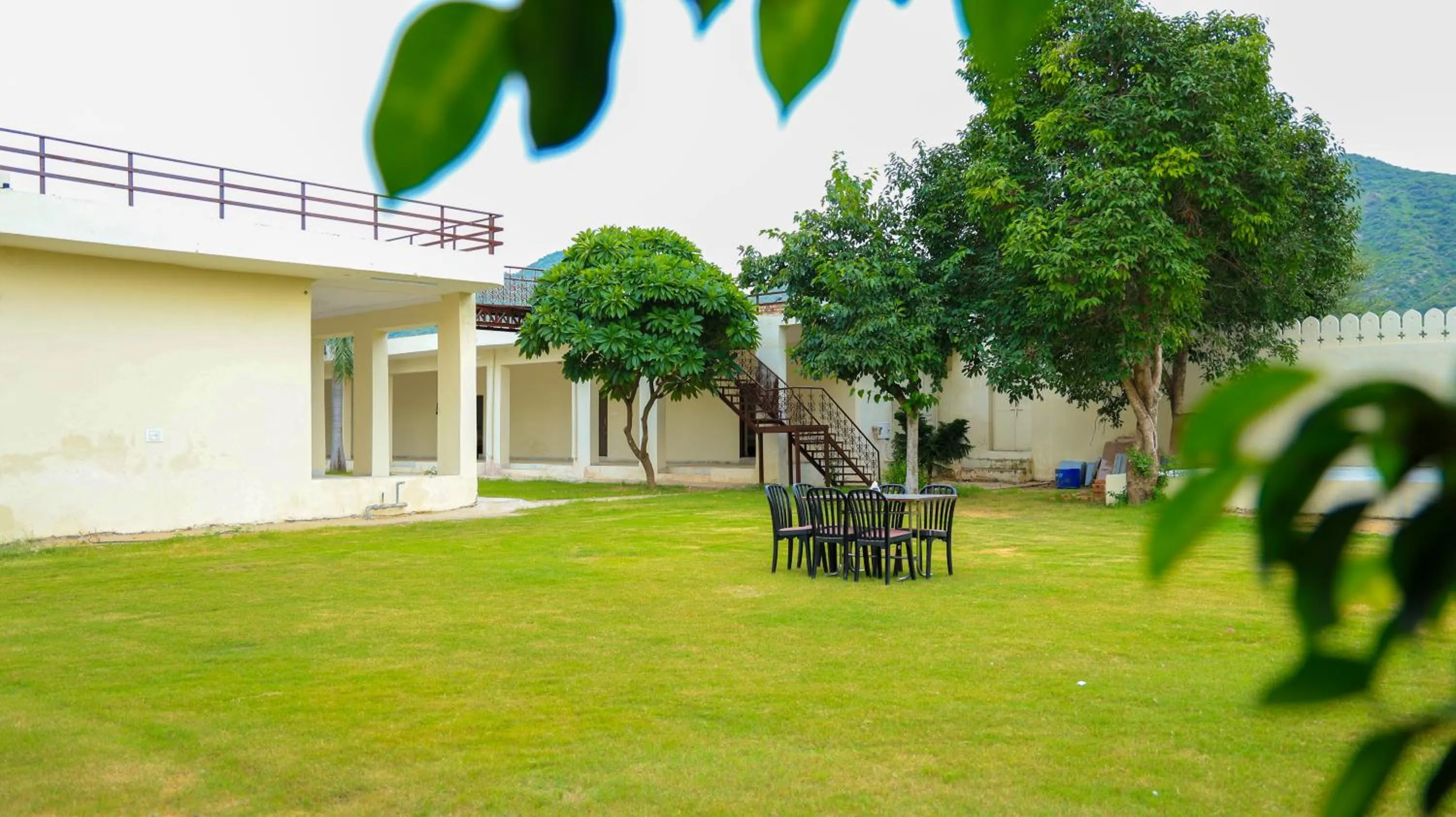 Garden in The Lala Hotel and Resort