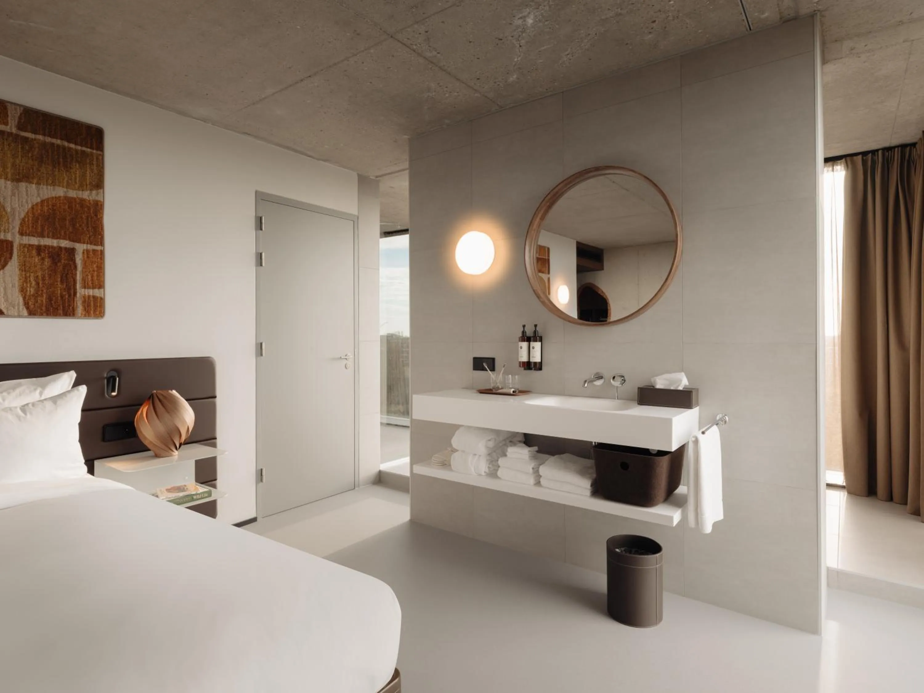 Bed in Hotel V Oosterpark