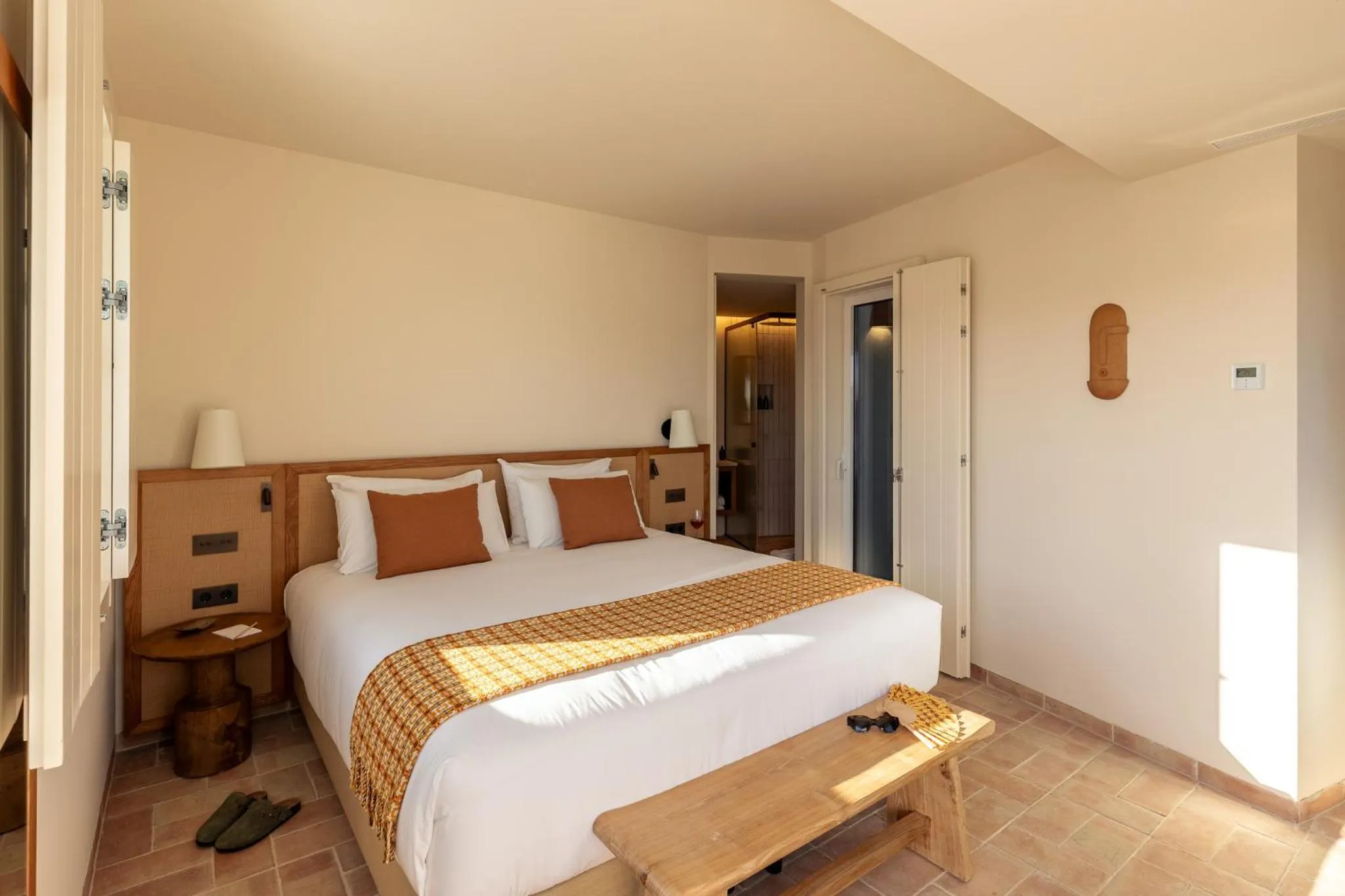 Bed in Palácio de Tavira, a Small Luxury Hotel of the World