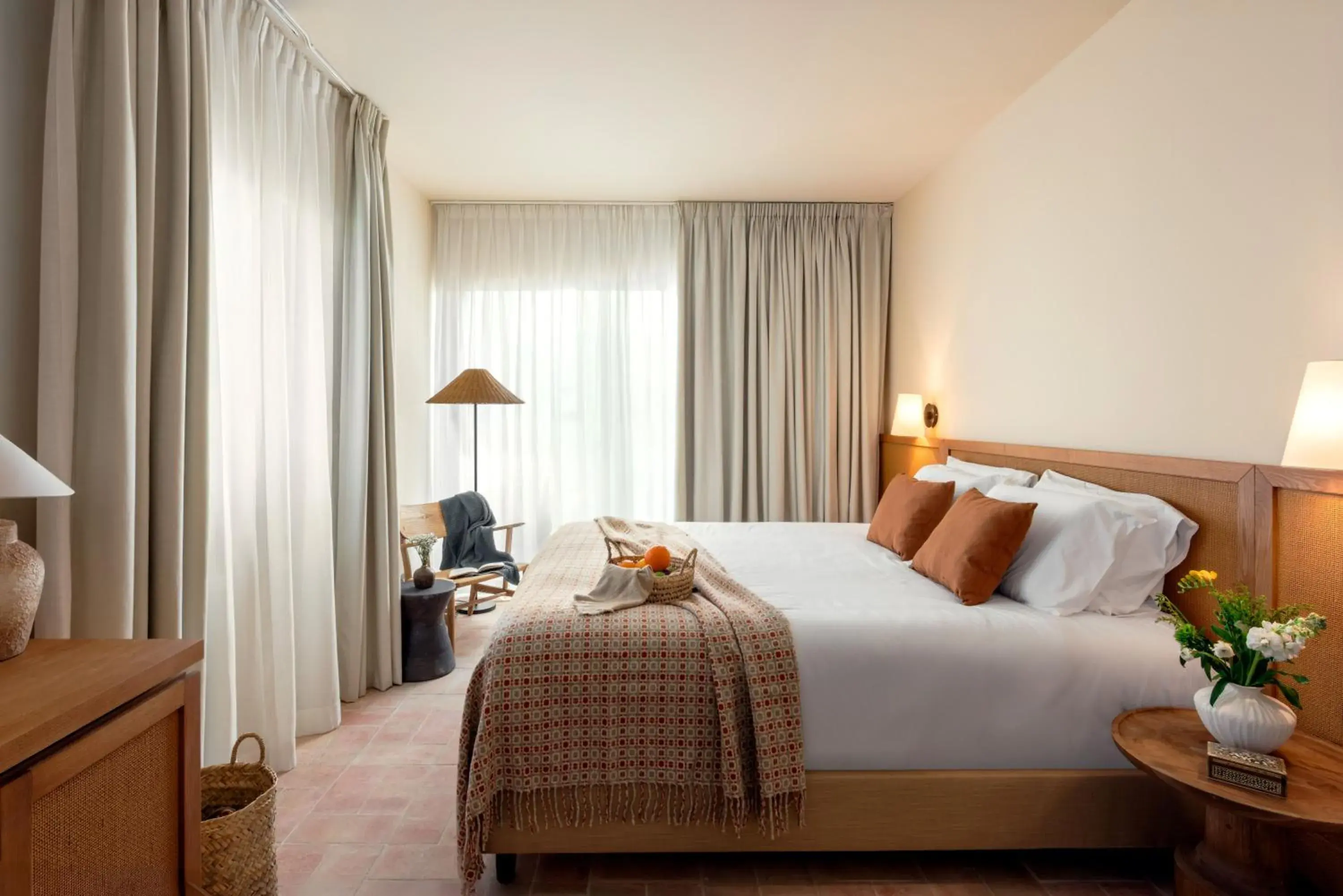 Junior Suite with Terrace in Palácio de Tavira, a Small Luxury Hotel of the World Junior Suite with Terrace in Palácio de Tavira, a Small Luxury Hotel of the World