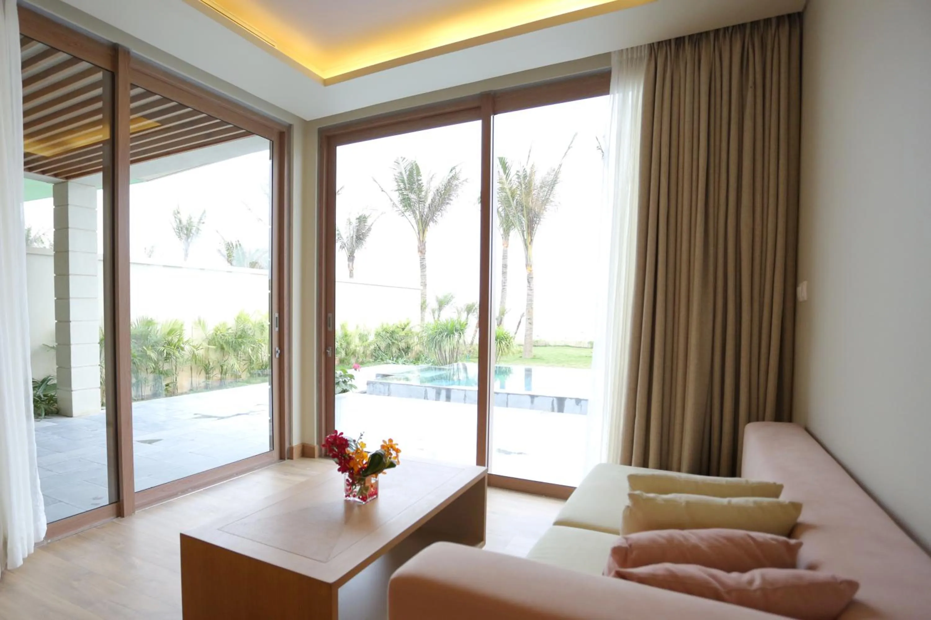 Living room in FLC Luxury Hotel Samson