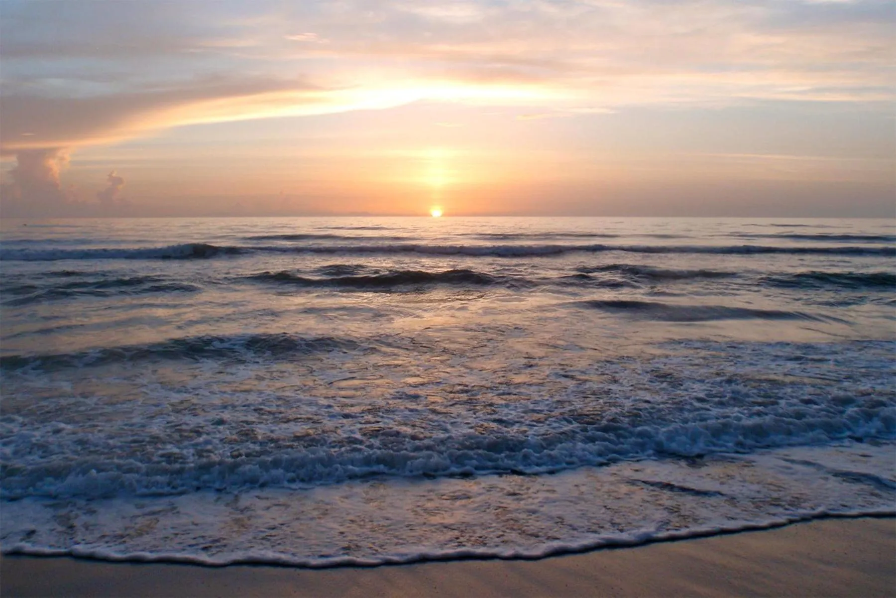 Beach in FLC Luxury Hotel Samson