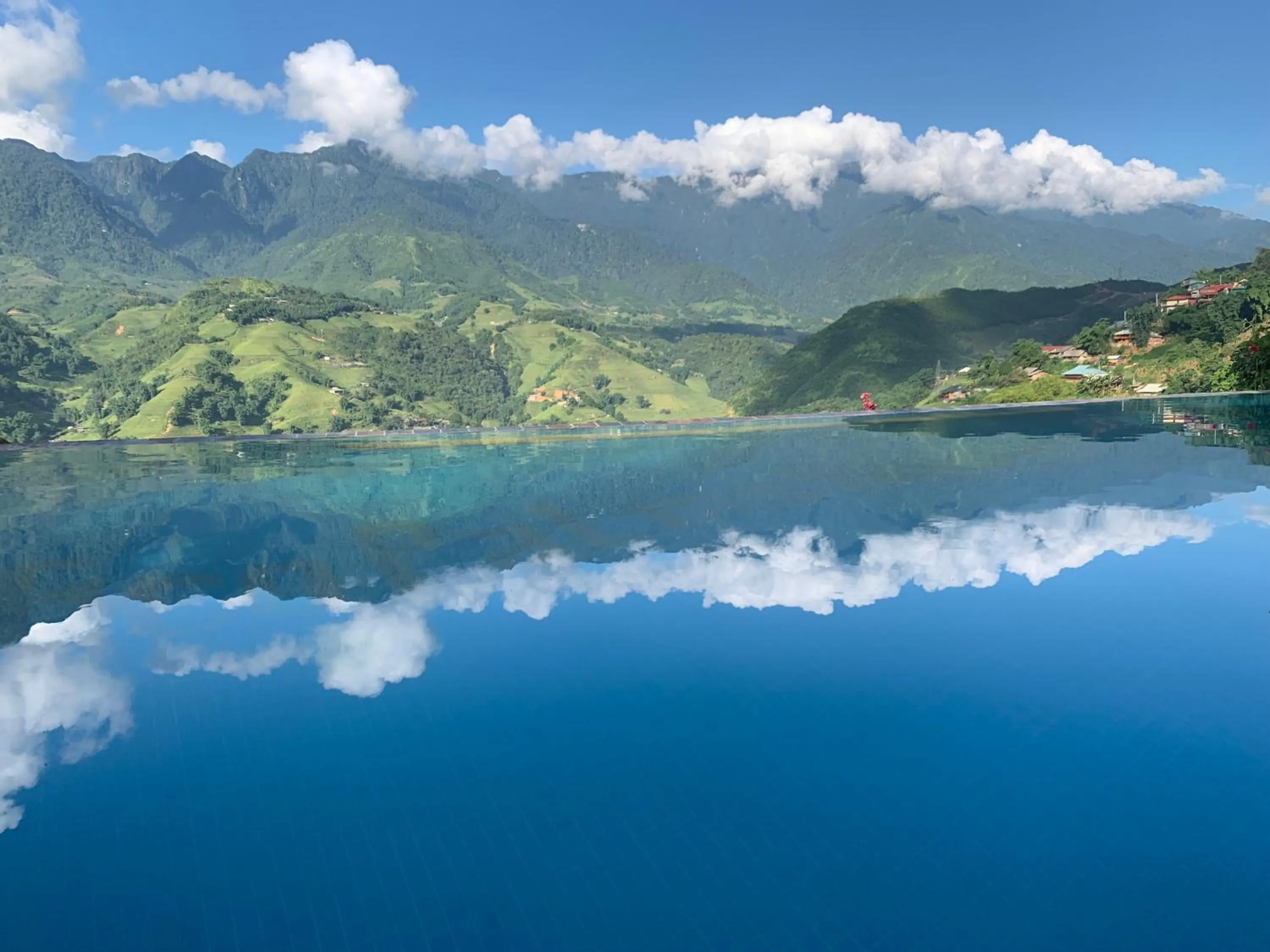 Swimming pool in Eco Palms House - Sapa Retreat